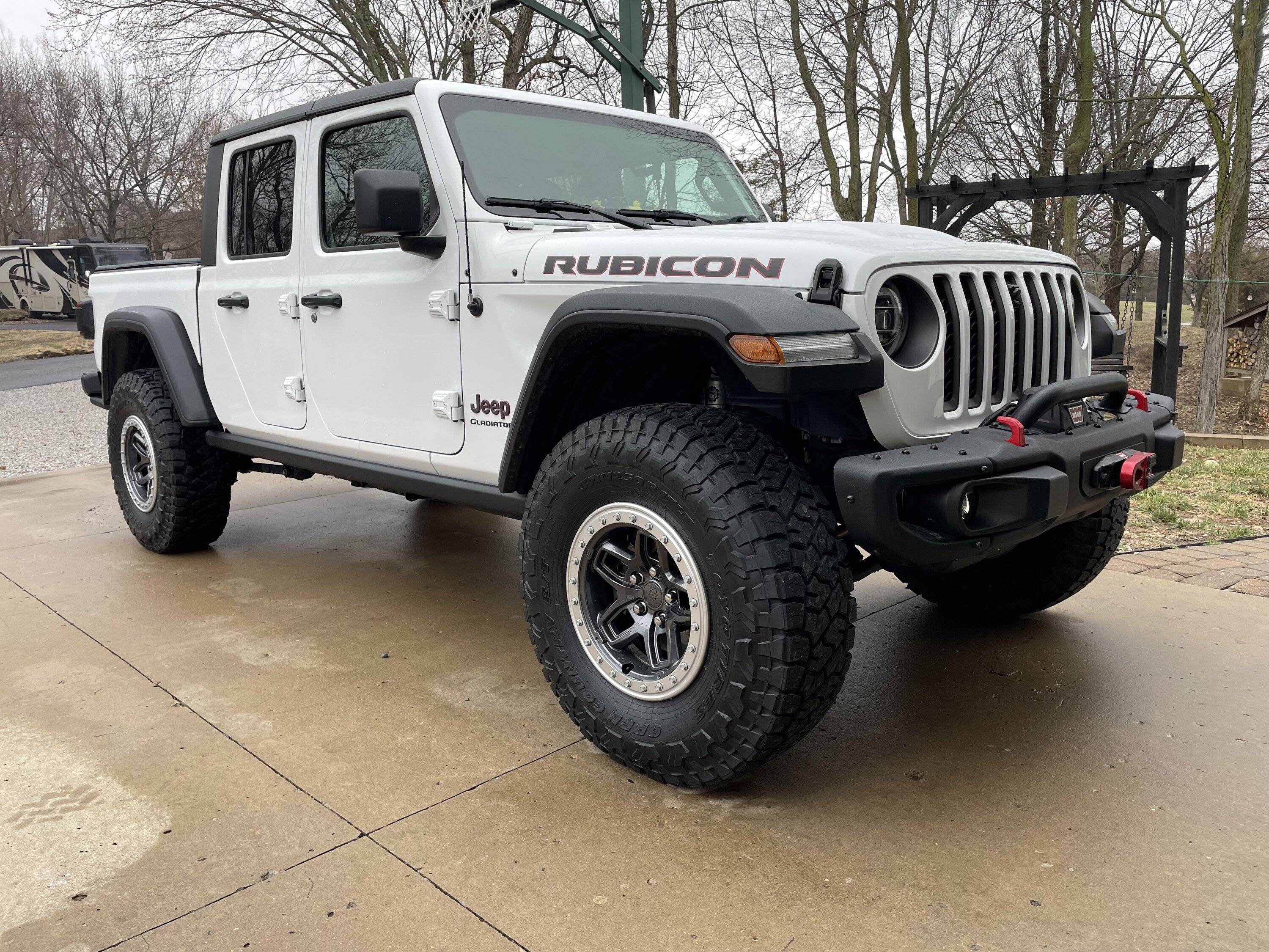 Jeep Gladiator Got the Mopar 2" lift, love it but.... need your wheels pics now IMG-5354