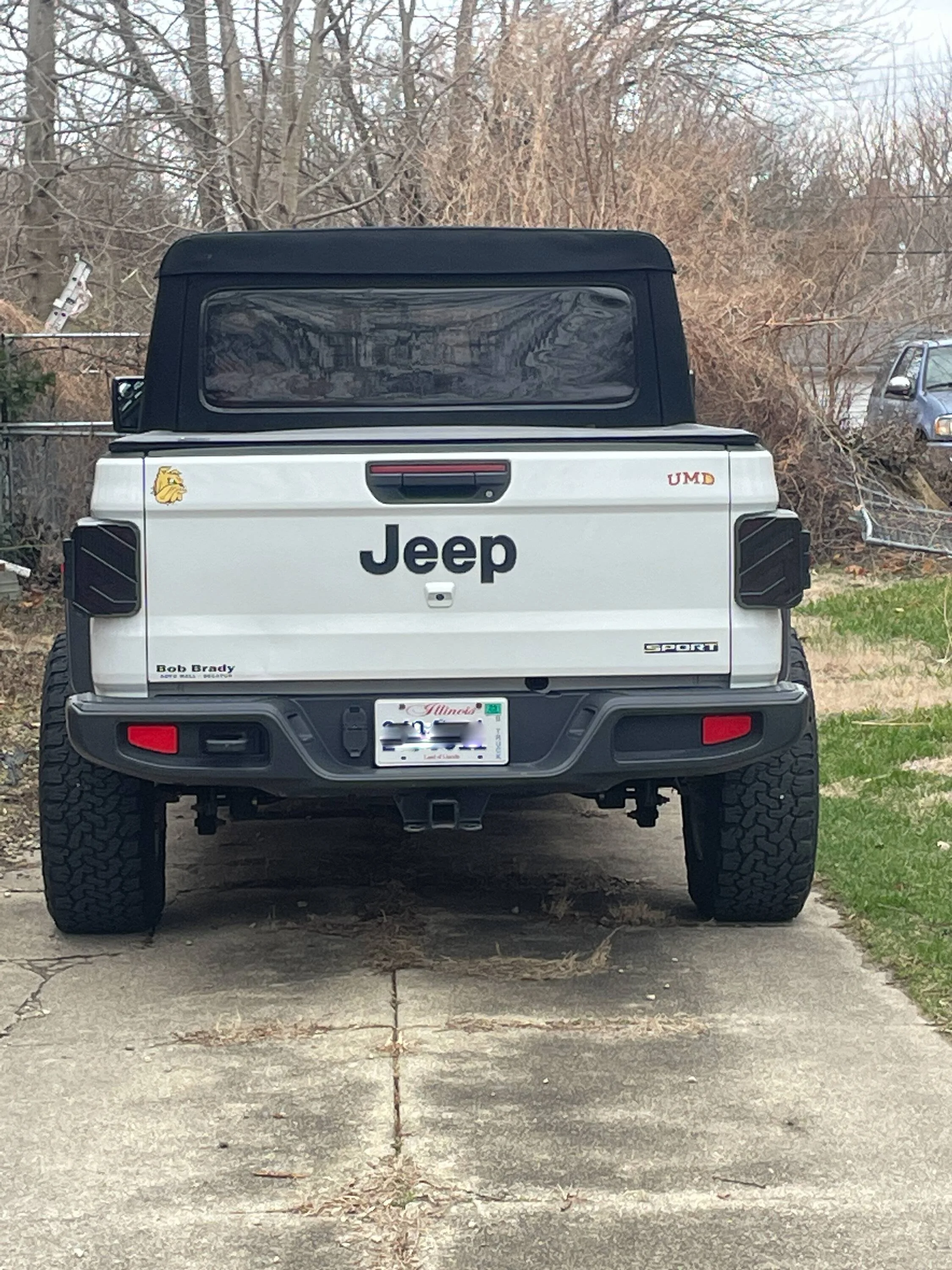 Jeep Gladiator Looking at the Gladiator from behind.... 56D289FA-D7BD-497D-ABFE-74DED7246D47