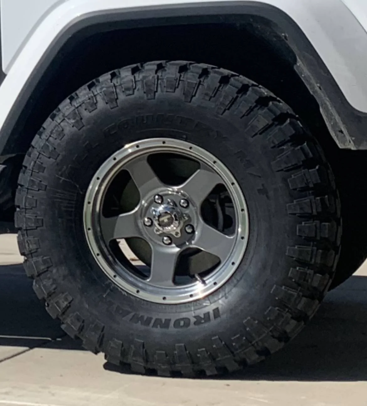 Jeep Gladiator SHOW ME YOUR WHEELS! EBD4781D-490A-4D1C-83FC-61A9F76F2108