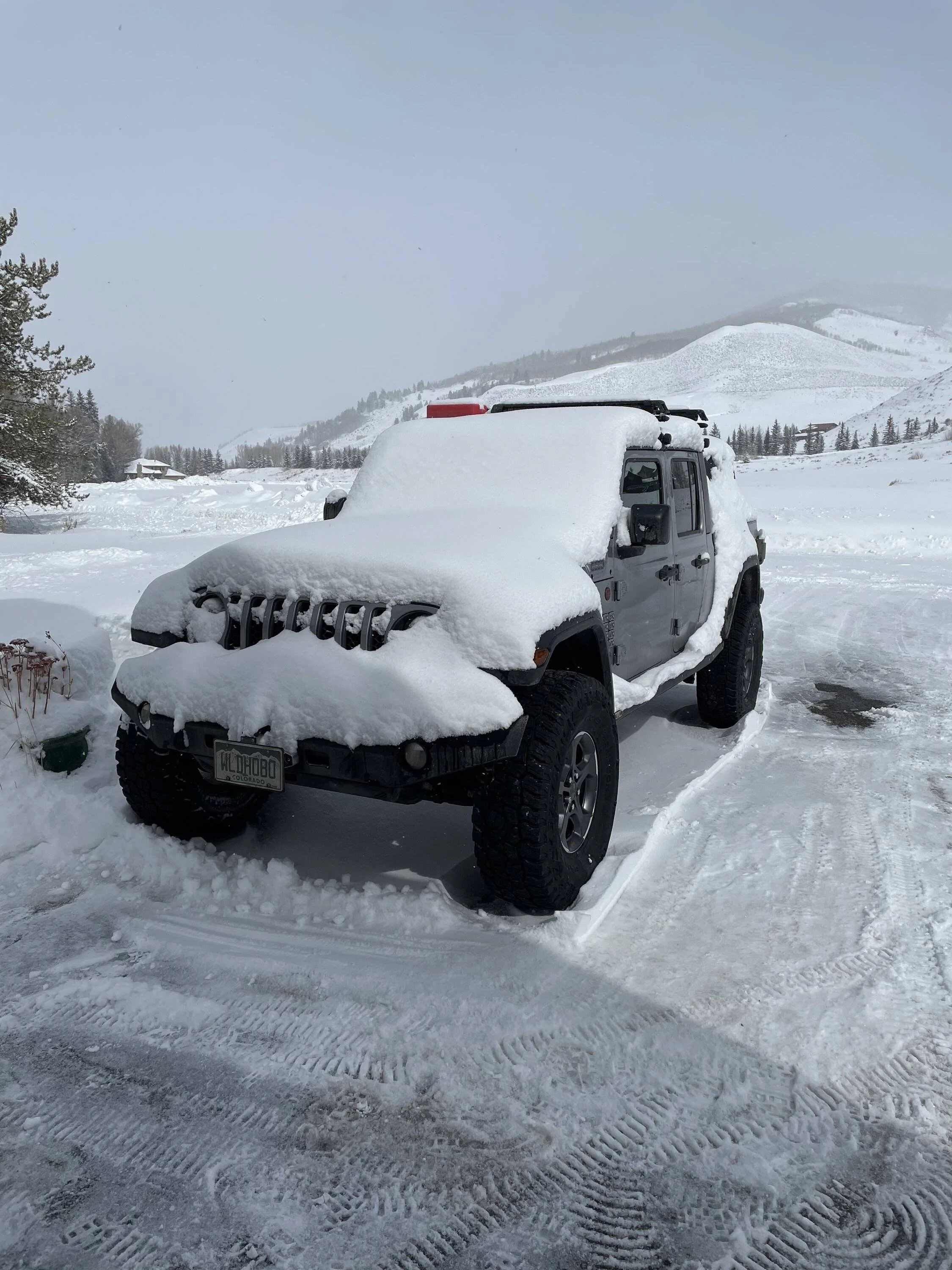 Jeep Gladiator I Love Winter... Post Your Snow Pics ❄️ ? C7C31801-BC7B-432A-978A-2ECCB0E9498C