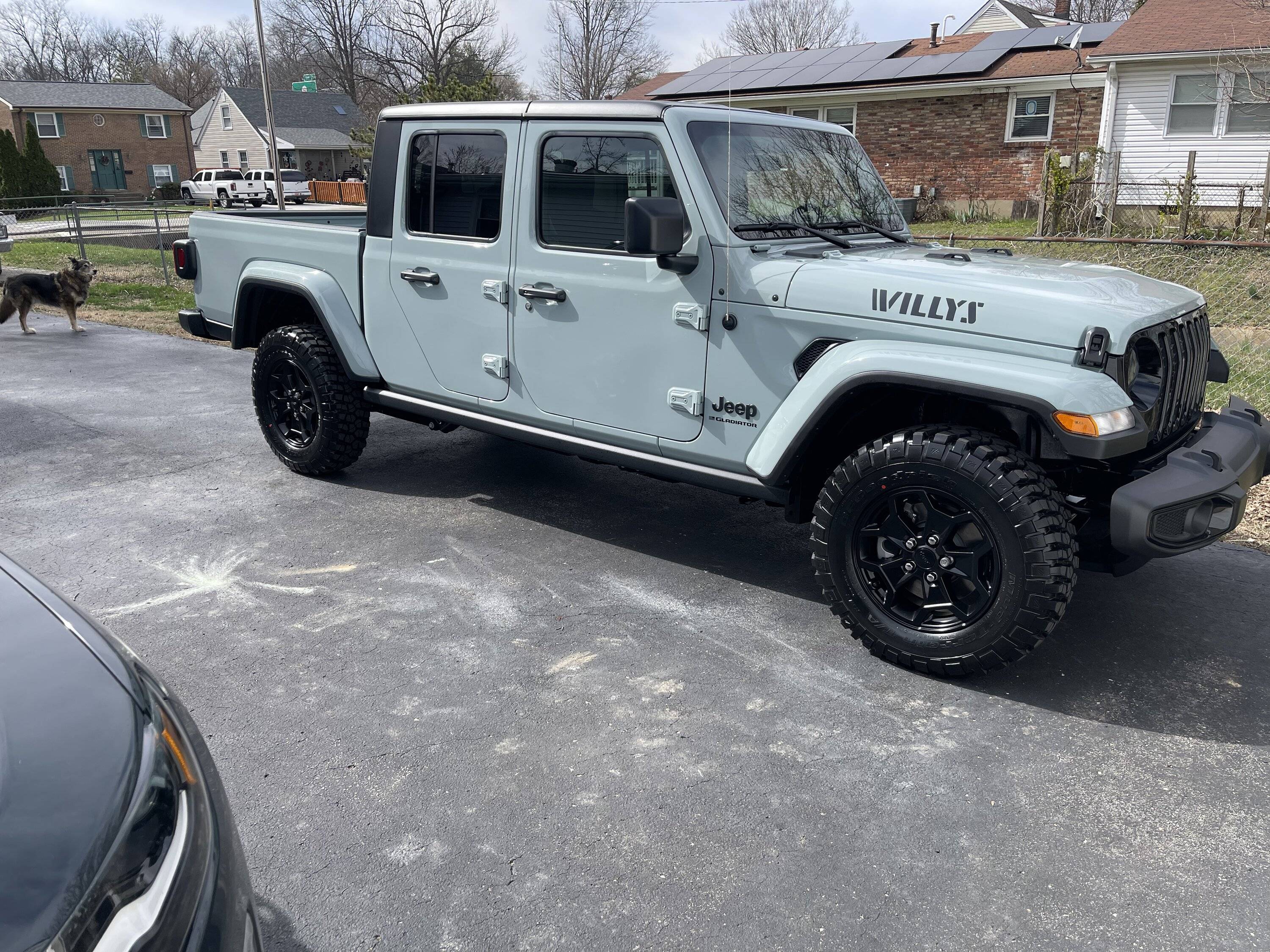 Jeep Gladiator WILLYS Edition Gladiator JT Club B2E99438-5462-4020-8BF1-8F5E4B895D61