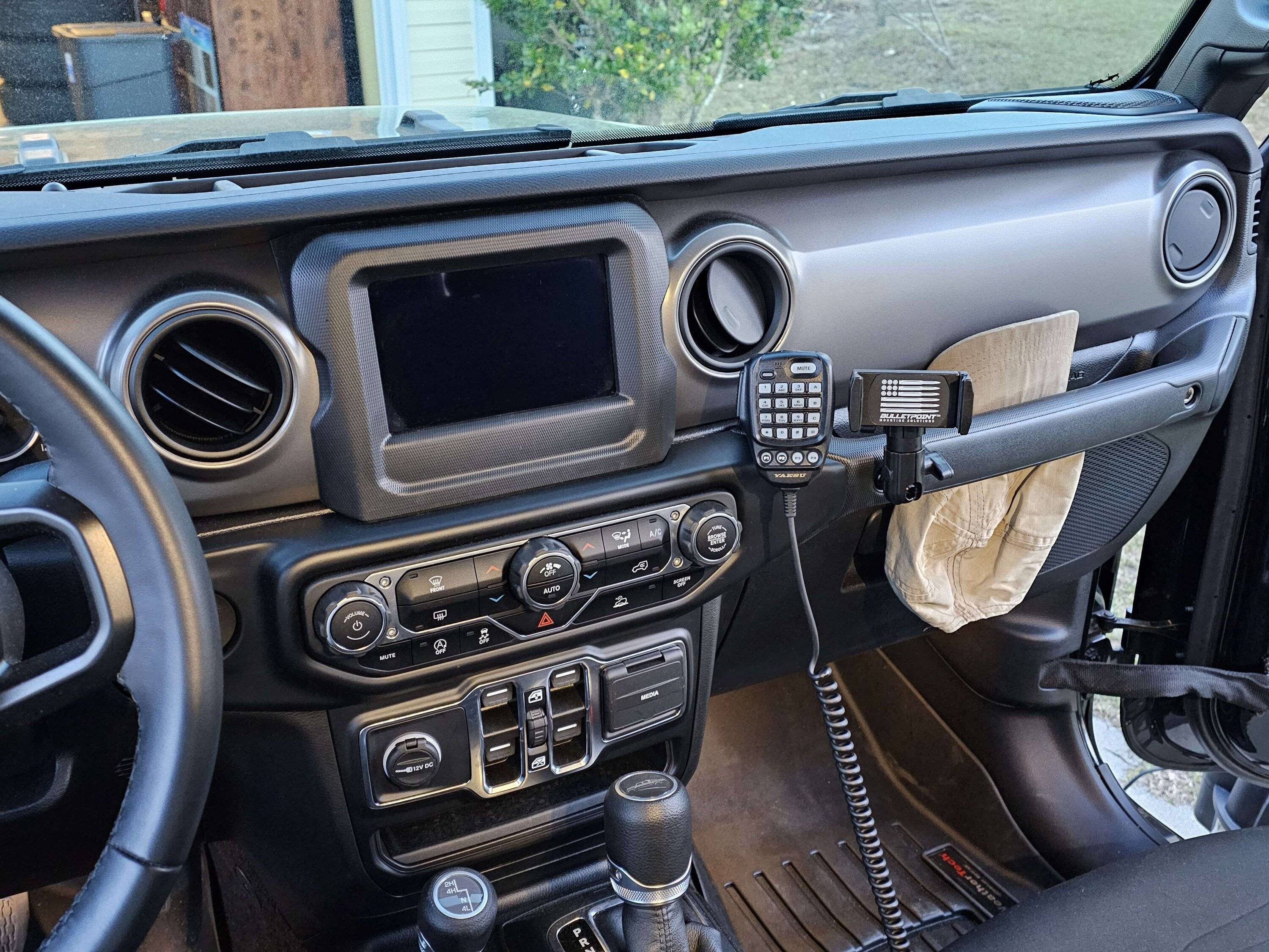 MOPARgrabbarmicmount2.jpg