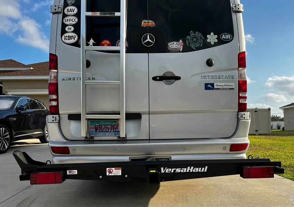 Jeep Gladiator Trailer Hitch Motorcycle Carrier Confusion IMG_0346