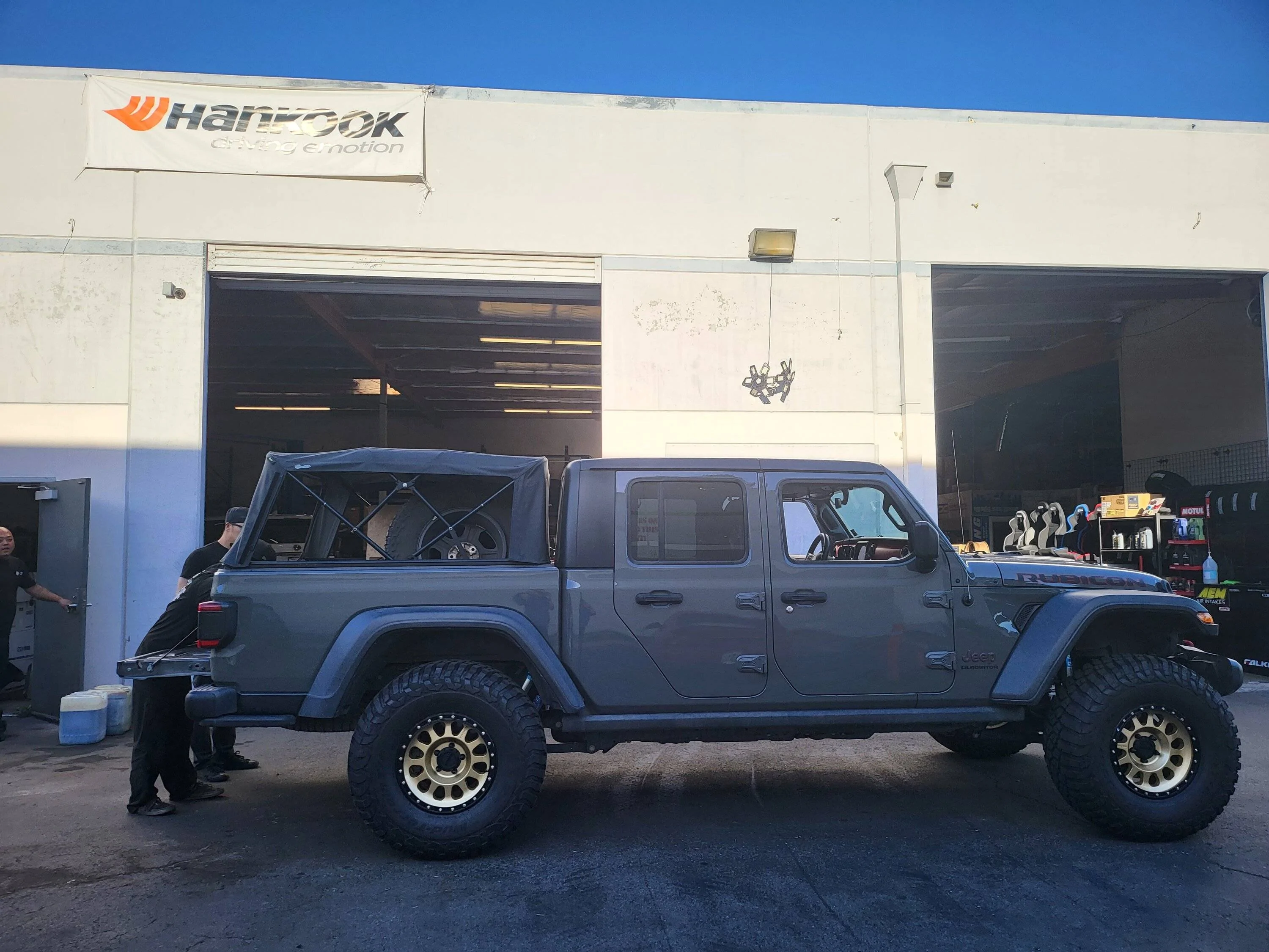 Jeep Gladiator 2020 JTR Sting Ray Gray for sale 20220511_181444