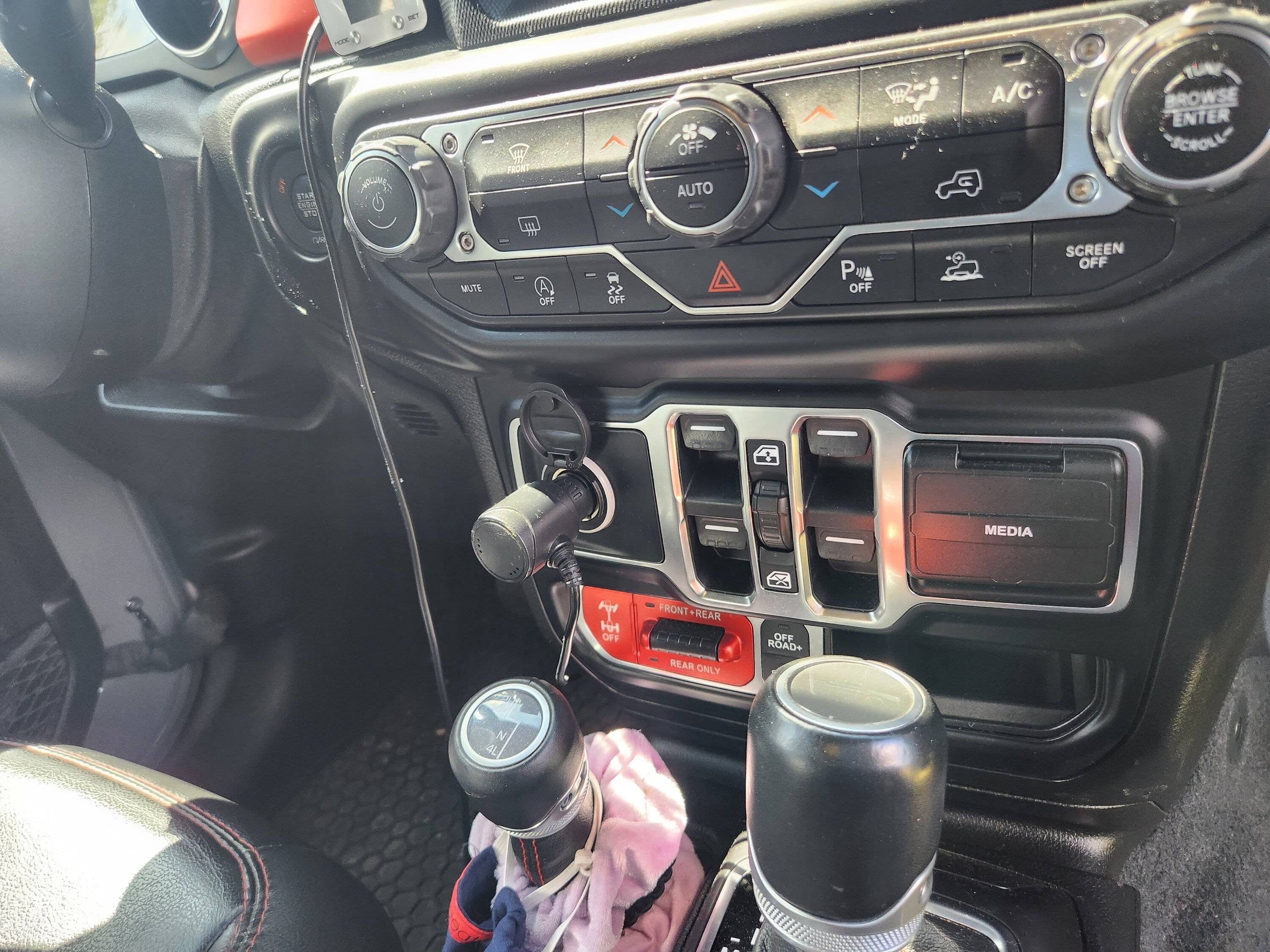 Jeep Gladiator 2020 JTR Sting Ray Gray for sale 20230312_132454
