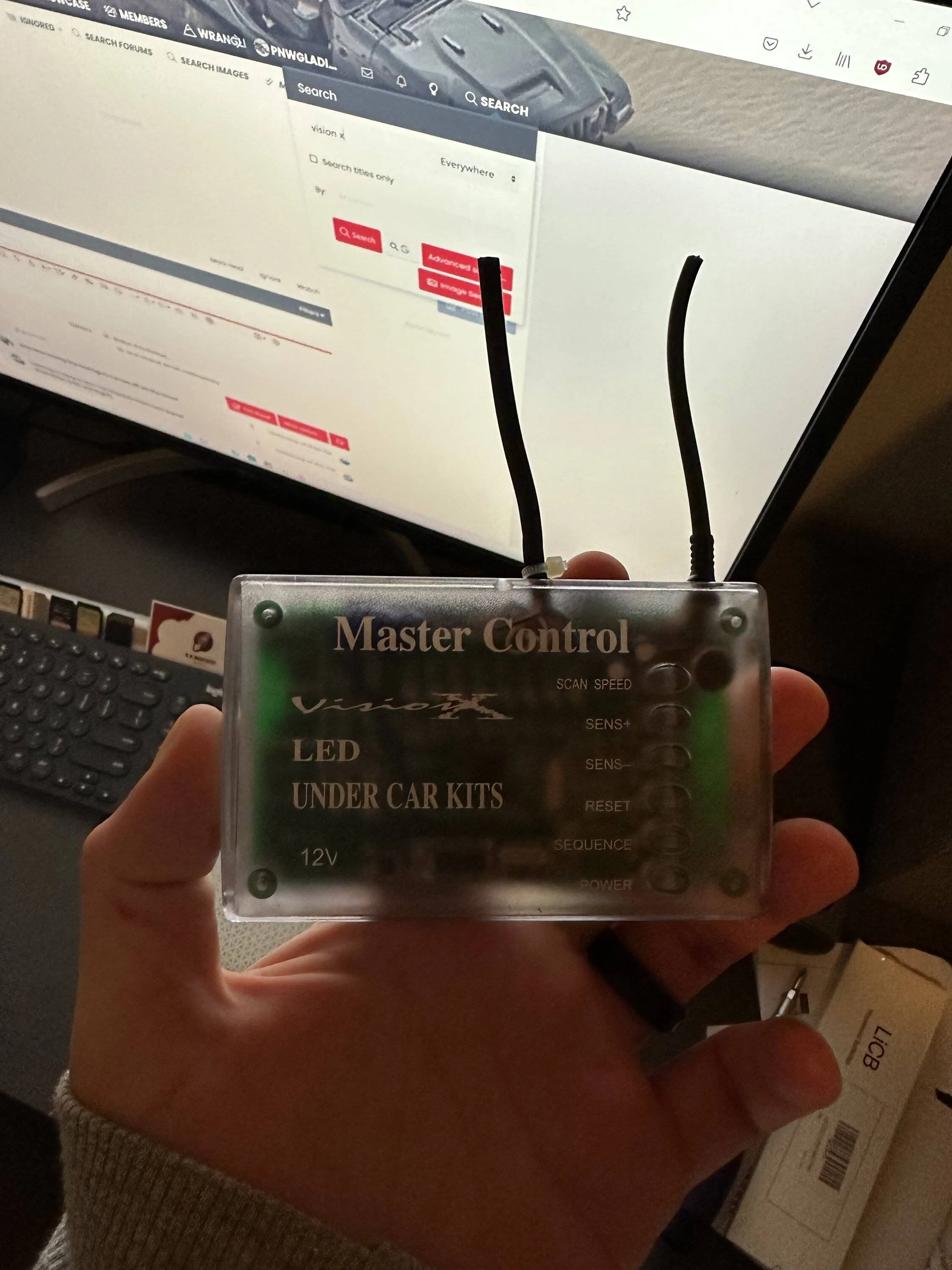 Jeep Gladiator Wiring Up Vision X Rocklights direct to Jeep AUX 1? no power ? image_67186945