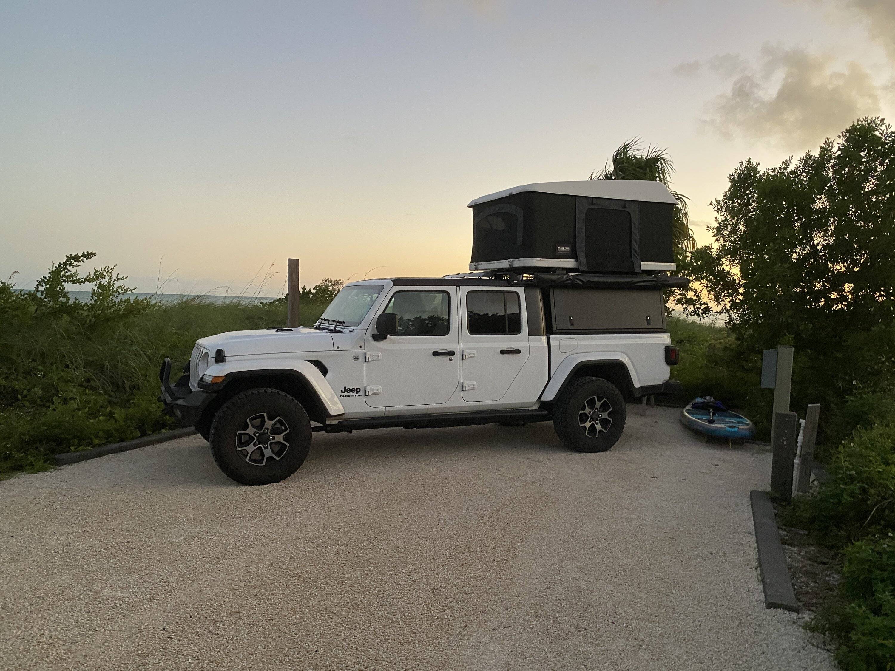 Jeep Gladiator Poopy pants?  Help fix my saggy @$$ 7D1F70AC-A5B6-4DF0-BFFA-1A19FB7664BA