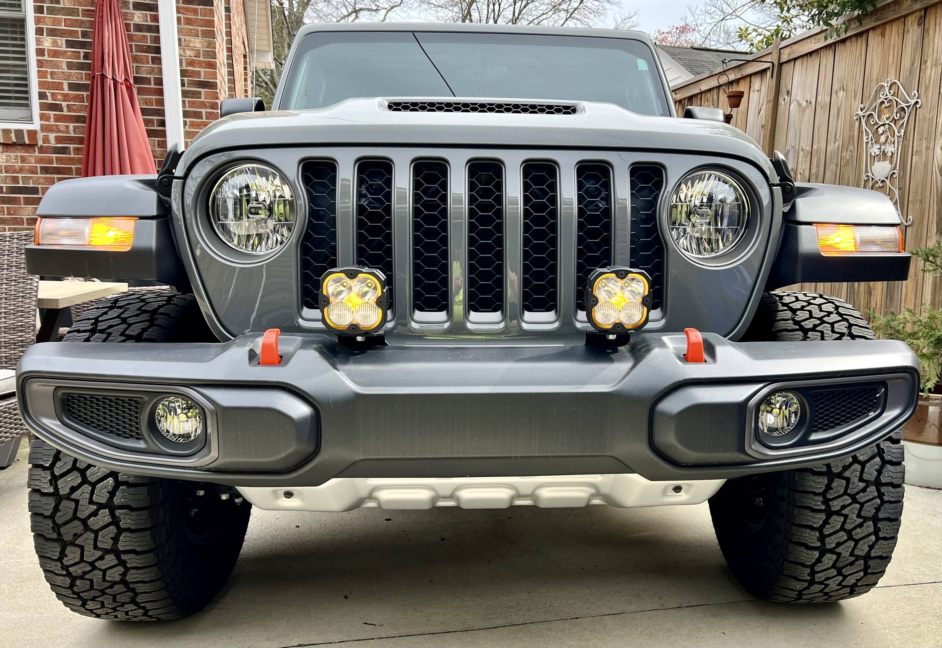 Jeep Gladiator Added some KC Flex Era 4s to my factory Mojave bumper IMG_E0888.JPG