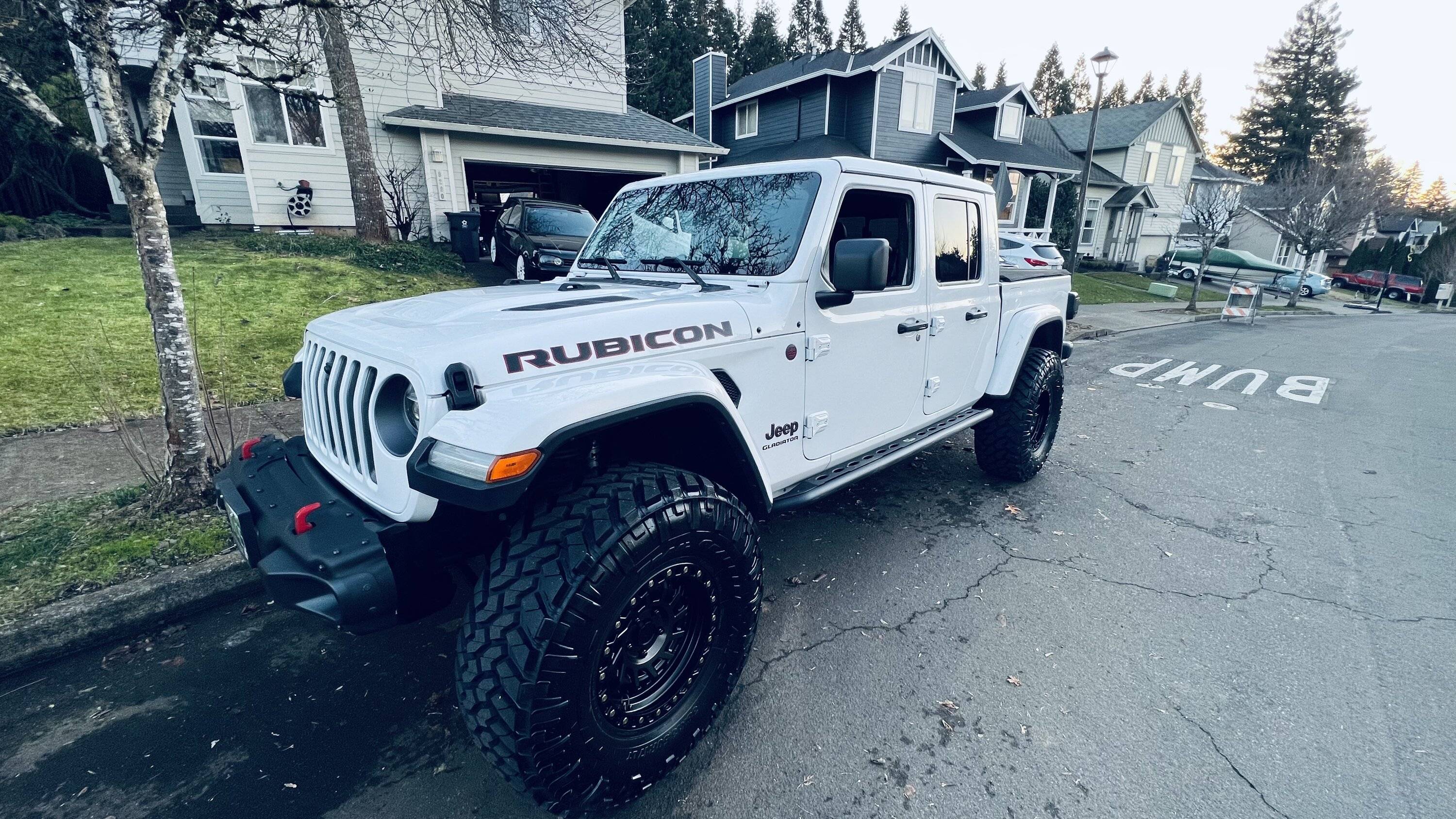Jeep Gladiator Got the Mopar 2" lift, love it but.... need your wheels pics now D37E009B-5788-4FB3-B1B8-944BC33B41A2