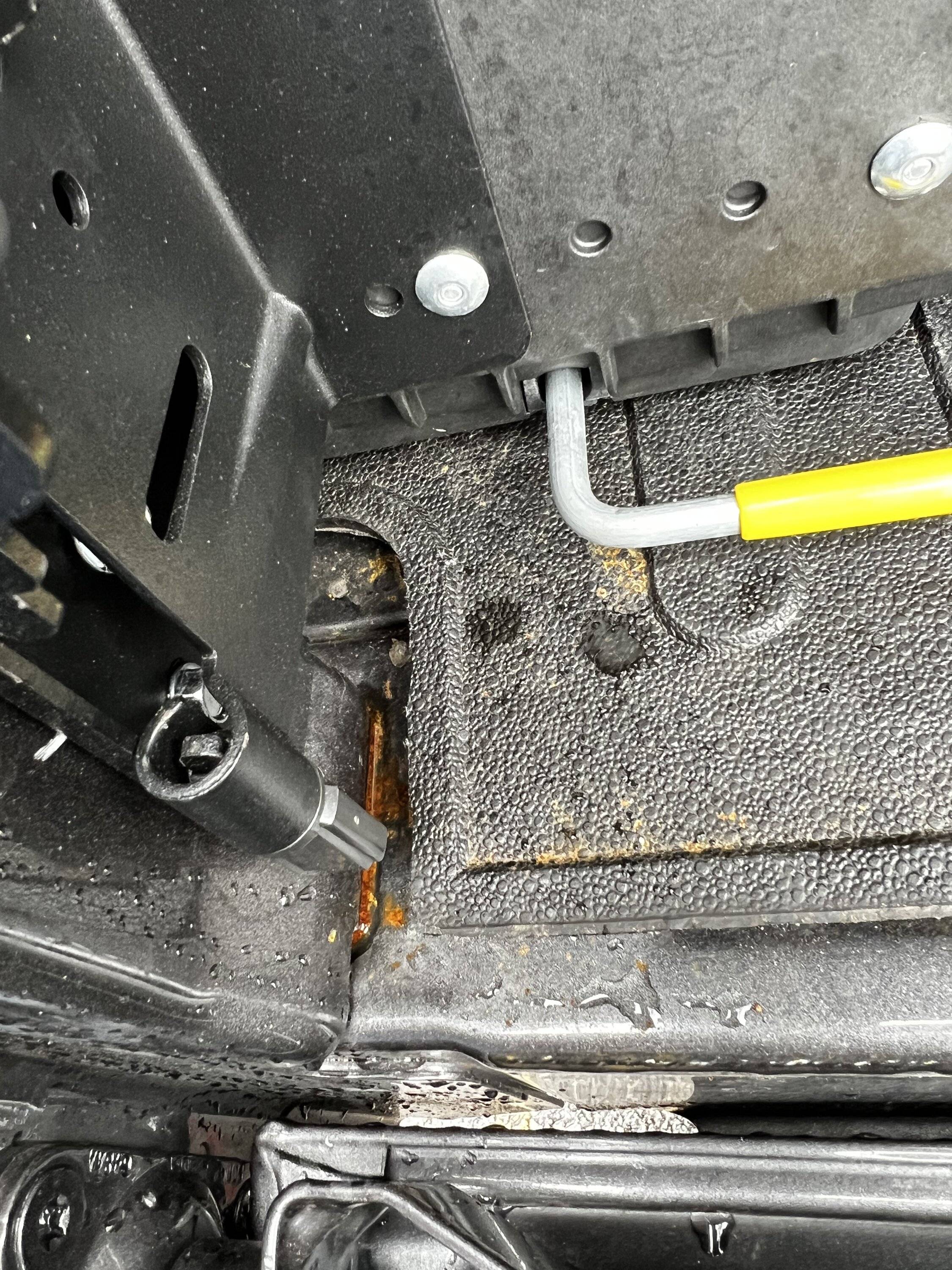 Jeep Gladiator 2021 Gladiator bed RUST!!!! Warranty Work Denied @JeepCares case # 85358918 191E88BE-FCE4-4C81-BC61-863F40F0D557