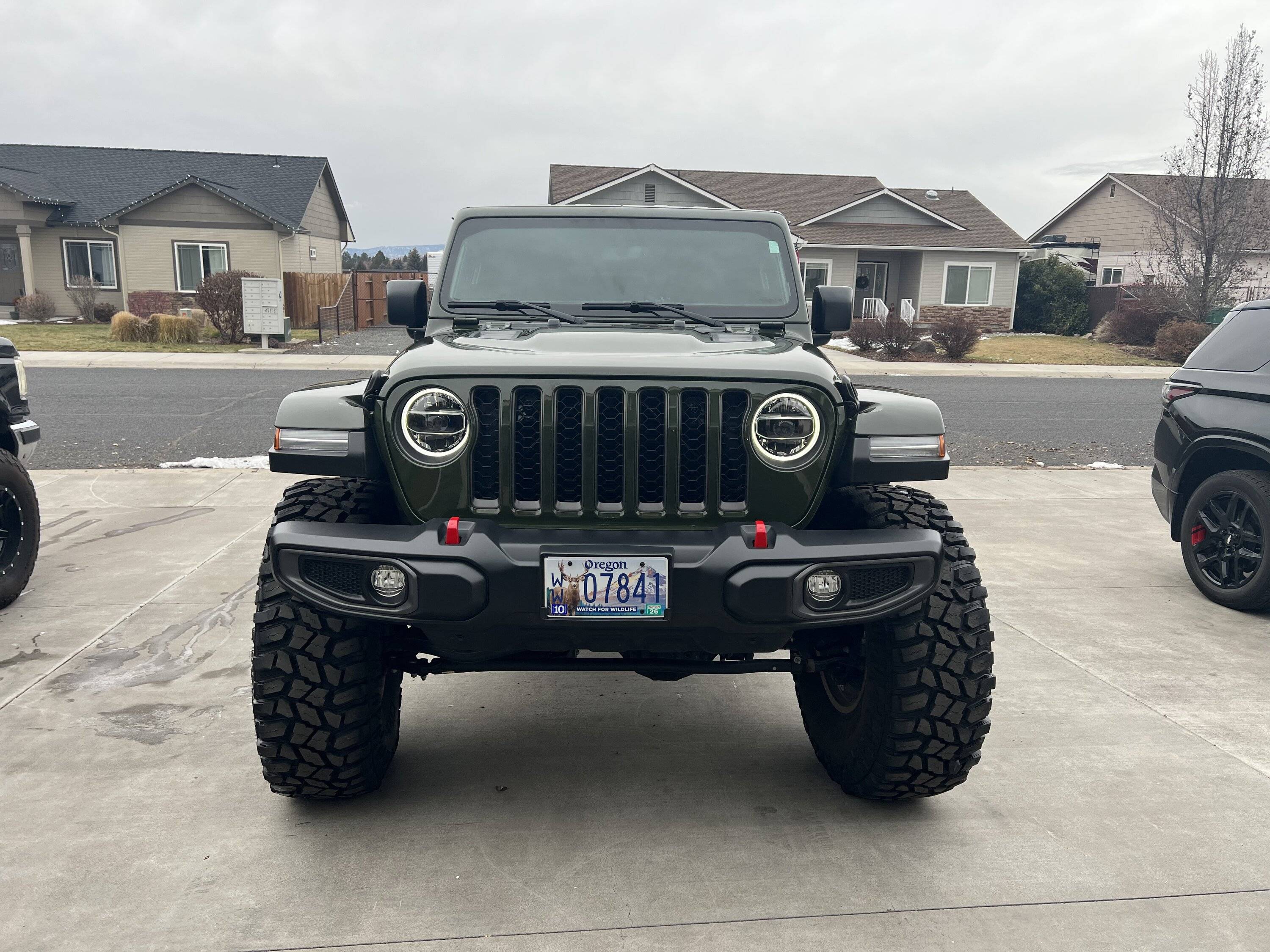 Jeep Gladiator Show me your Gladiators on 40's. B23D1A8E-2F4F-41B9-A11A-F6EF99A51818