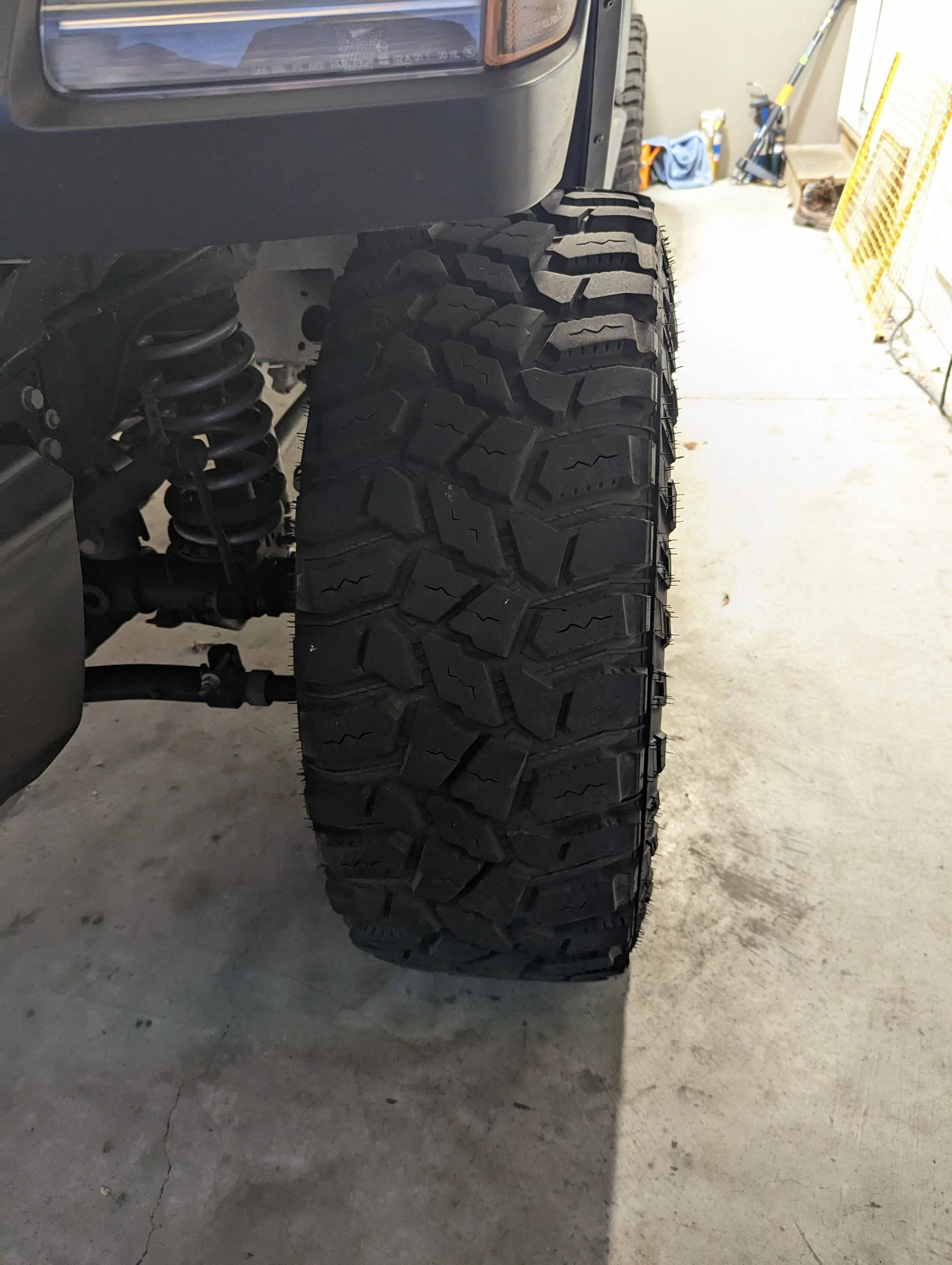 Jeep Gladiator (4) SST PRO Coopers 315/70/17 $400 PXL_20230316_105125828