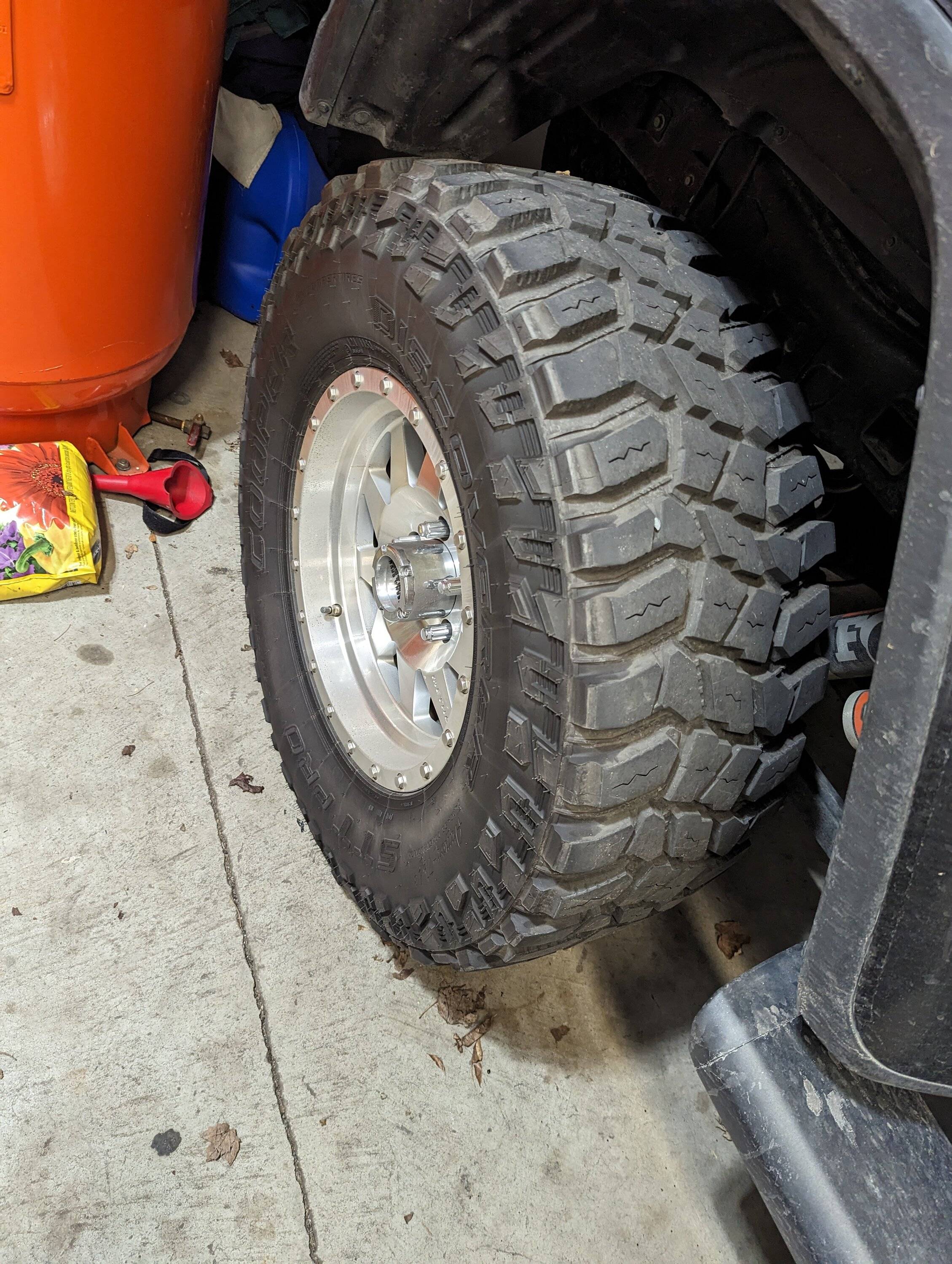 Jeep Gladiator (4) SST PRO Coopers 315/70/17 $400 PXL_20230316_105221091