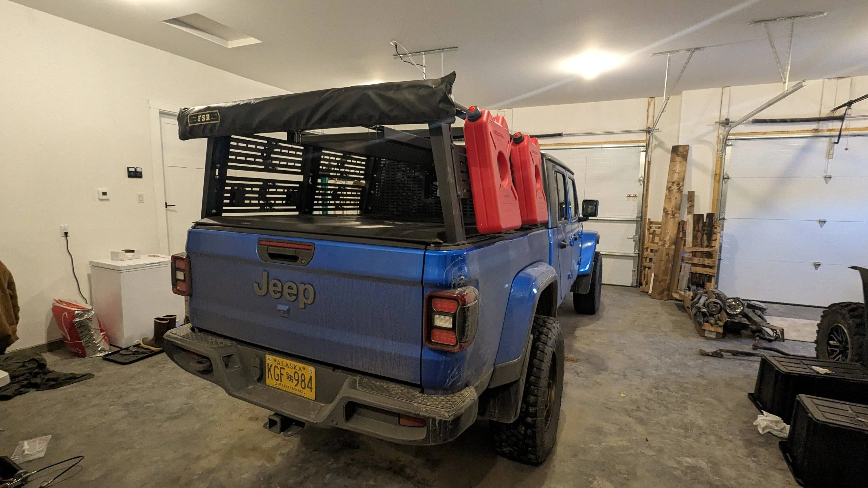 Jeep Gladiator Alaska Daily Drivers: Hydro Blue 80A and Bright White JTR PXL_20230314_032441262