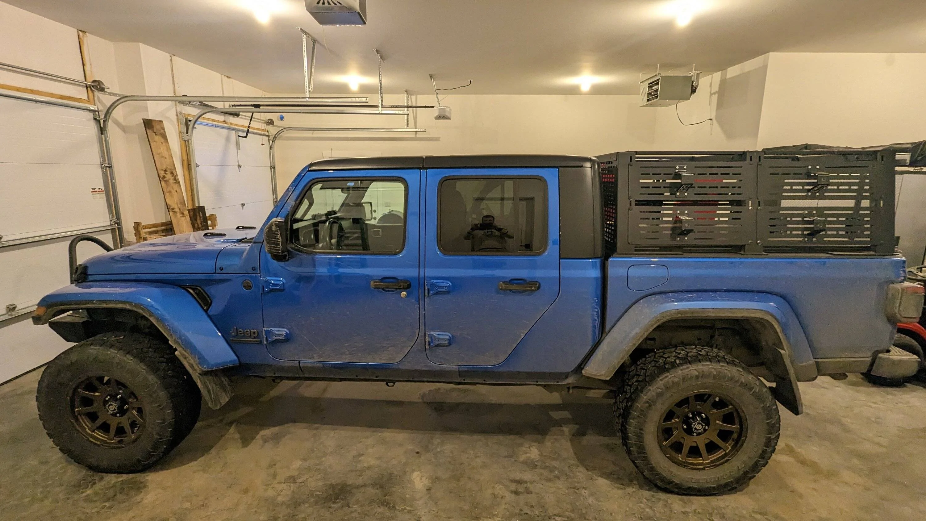 Jeep Gladiator Alaska Daily Drivers: Hydro Blue 80A and Bright White JTR PXL_20230314_034504065
