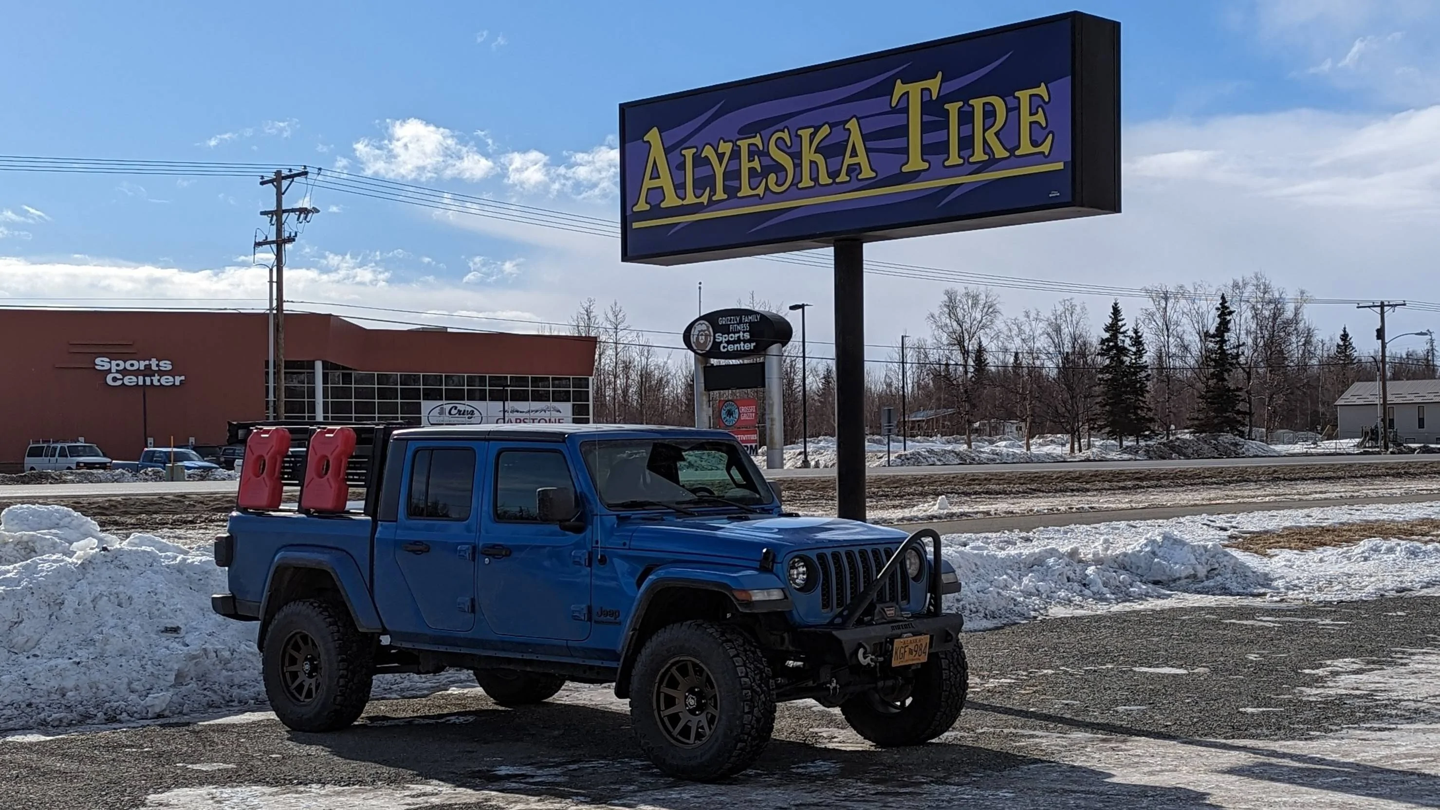 Jeep Gladiator Alaska Daily Drivers: Hydro Blue 80A and Bright White JTR PXL_20230316_220304914.PORTRAIT~2