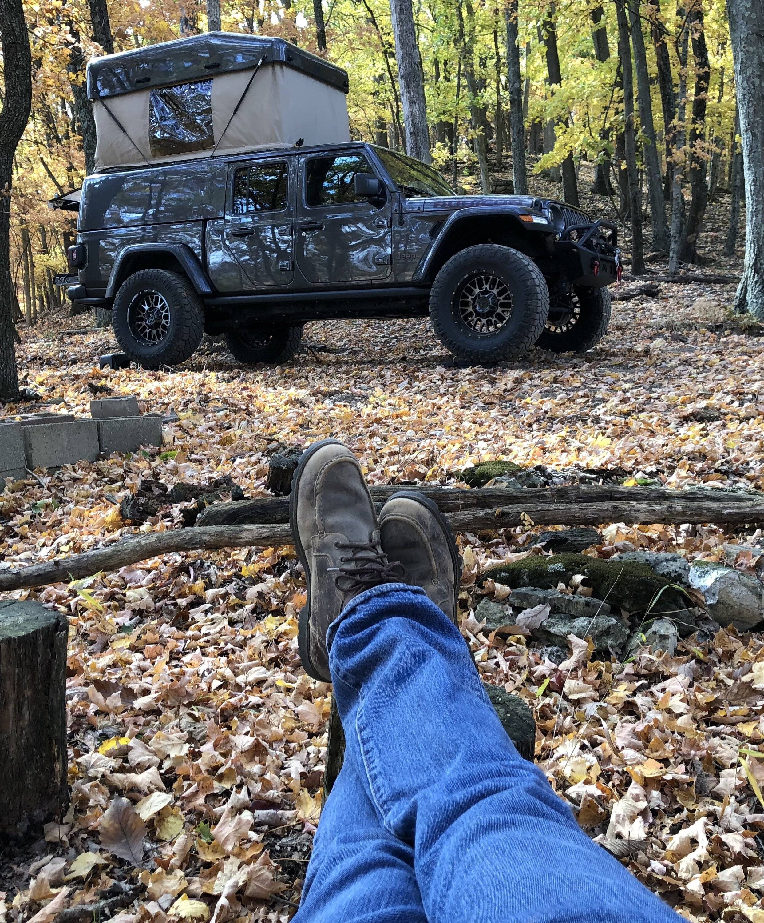 Jeep Gladiator Trailer Hitch Motorcycle Carrier Confusion IMG_7529.JPG