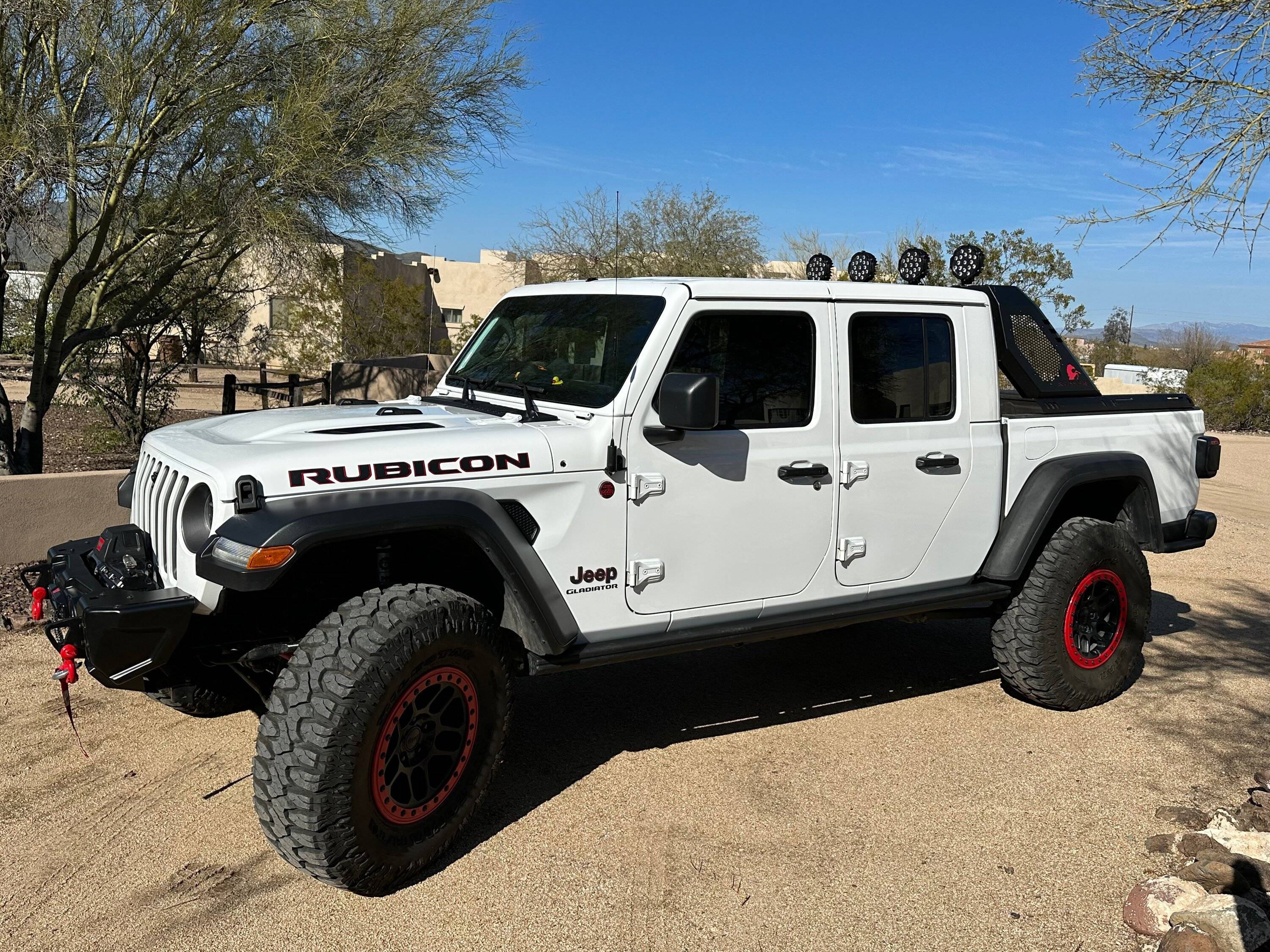 Jeep Gladiator BRIGHT WHITE Gladiator JT Club IMG_9323