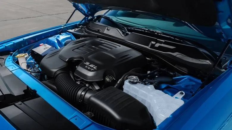 Jeep Gladiator Saltillo Celebrates 6,000,000th Pentastar Engine Produced There DG015_133CL