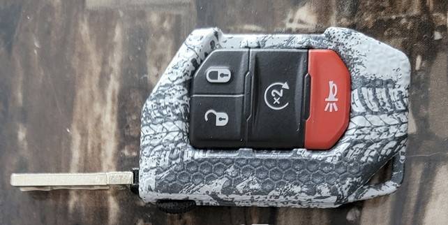 Jeep Gladiator ? ? Threedom Fob Scrapbook - Show us your "Threedom" Fob! 345