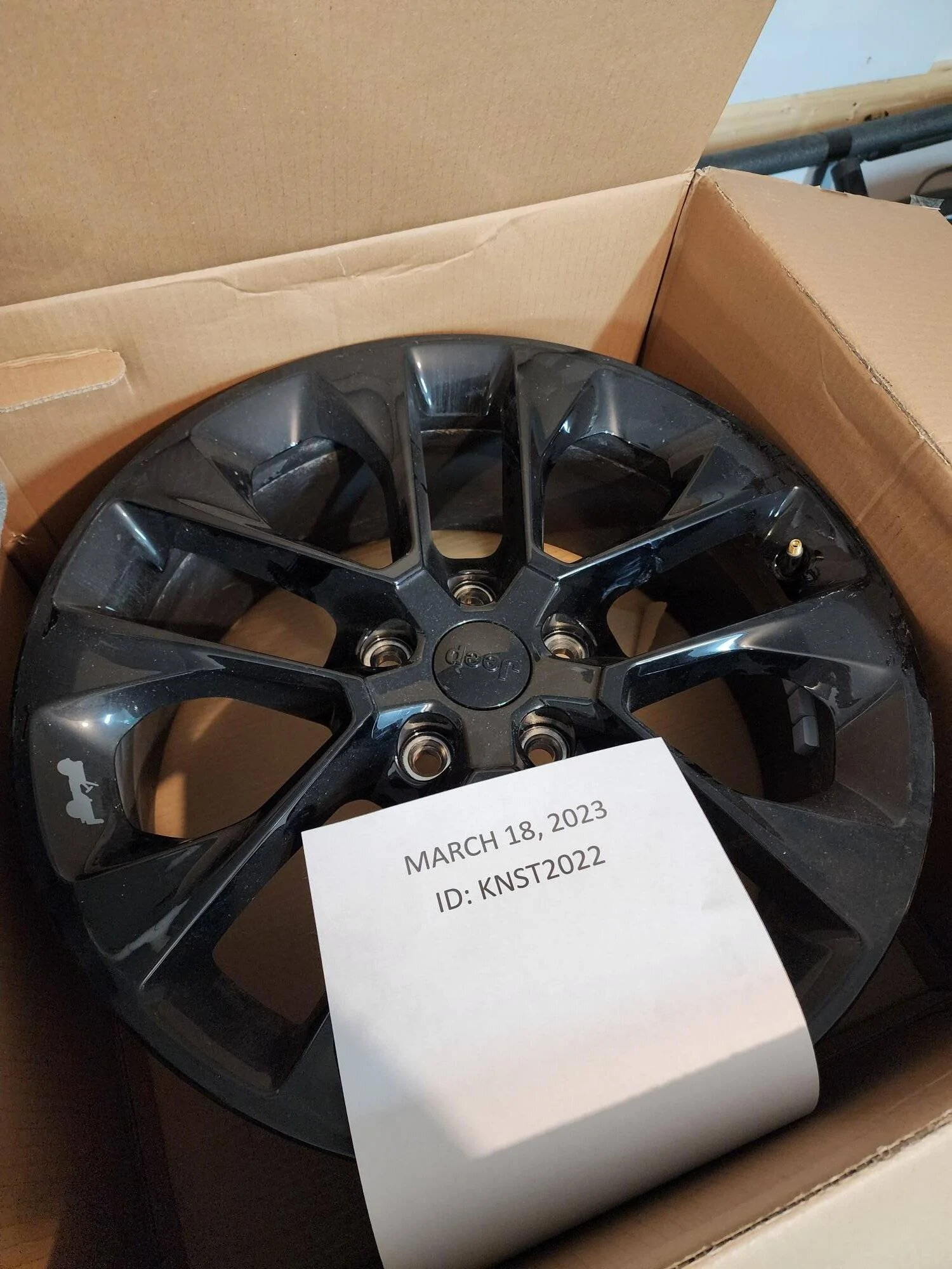 Jeep Gladiator Mopar 20X8.0 Gloss Black Aluminum Wheels 20230318_213647