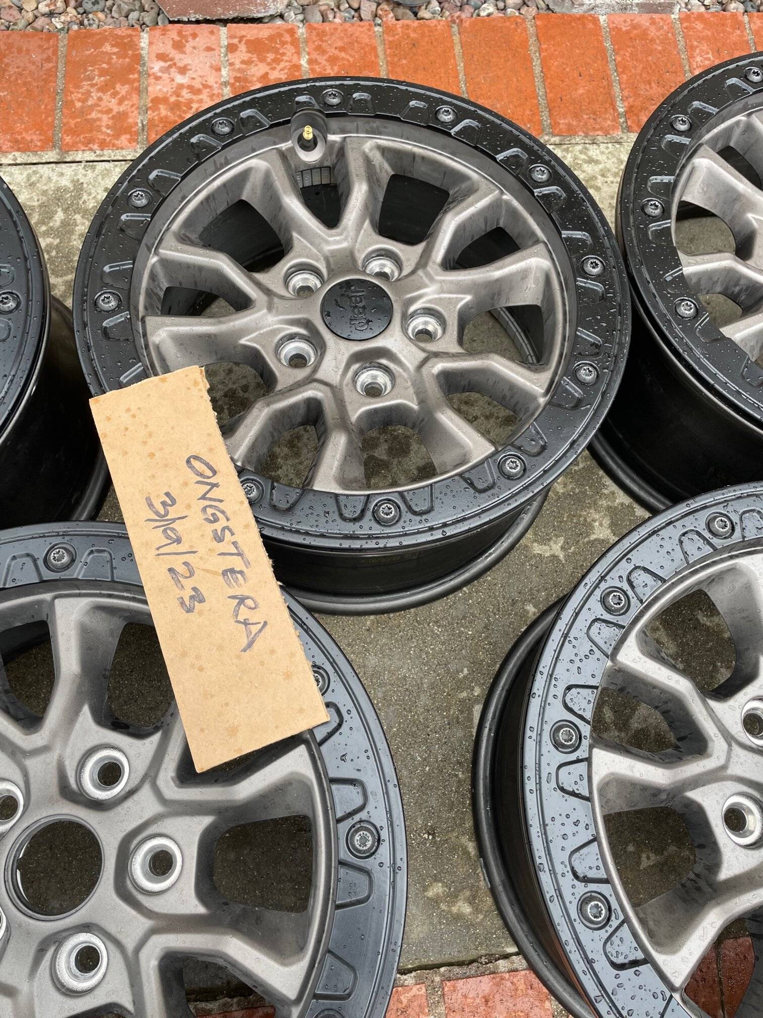 Jeep Gladiator Mopar 392 Wheelset complete set of 5 1679259827713