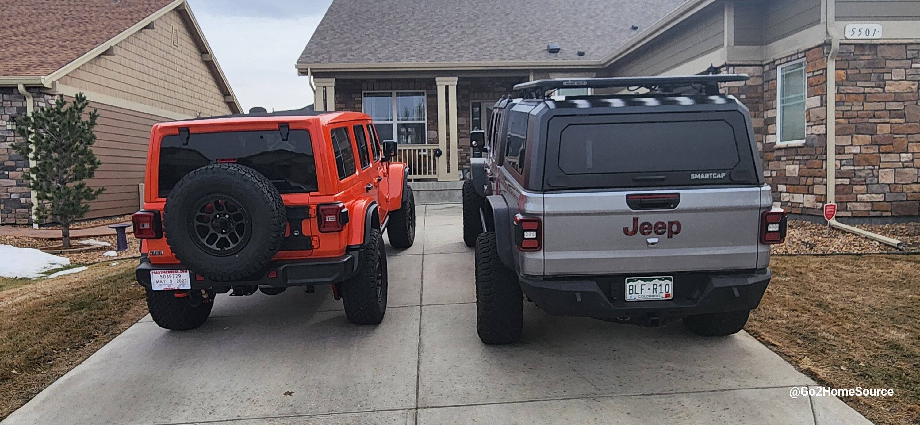 Jeep Gladiator Looking at the Gladiator from behind.... 20230310_142435