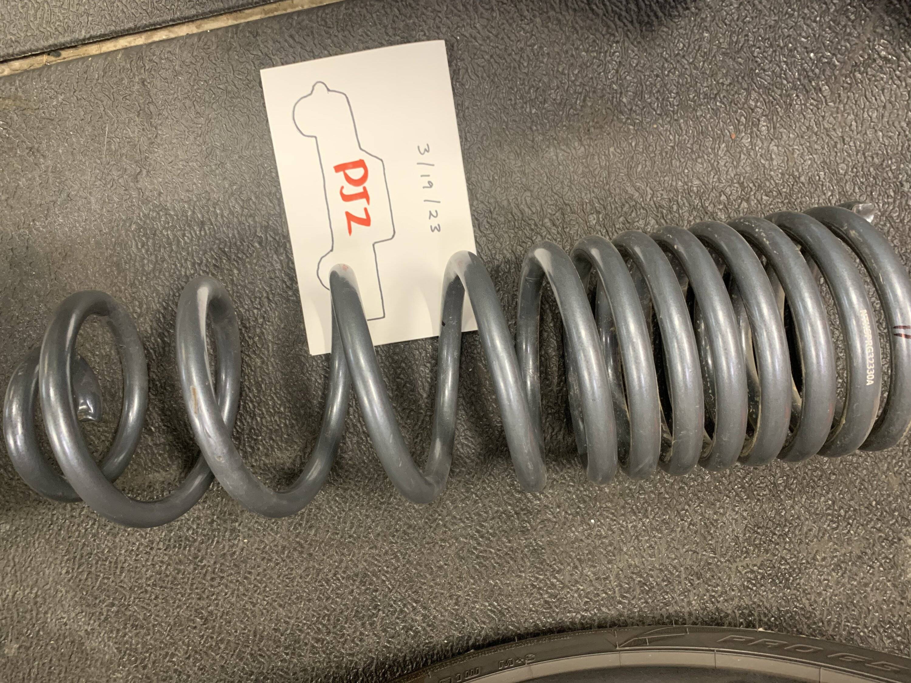 Jeep Gladiator AEV 2.5" Diesel springs IMG_7181 2