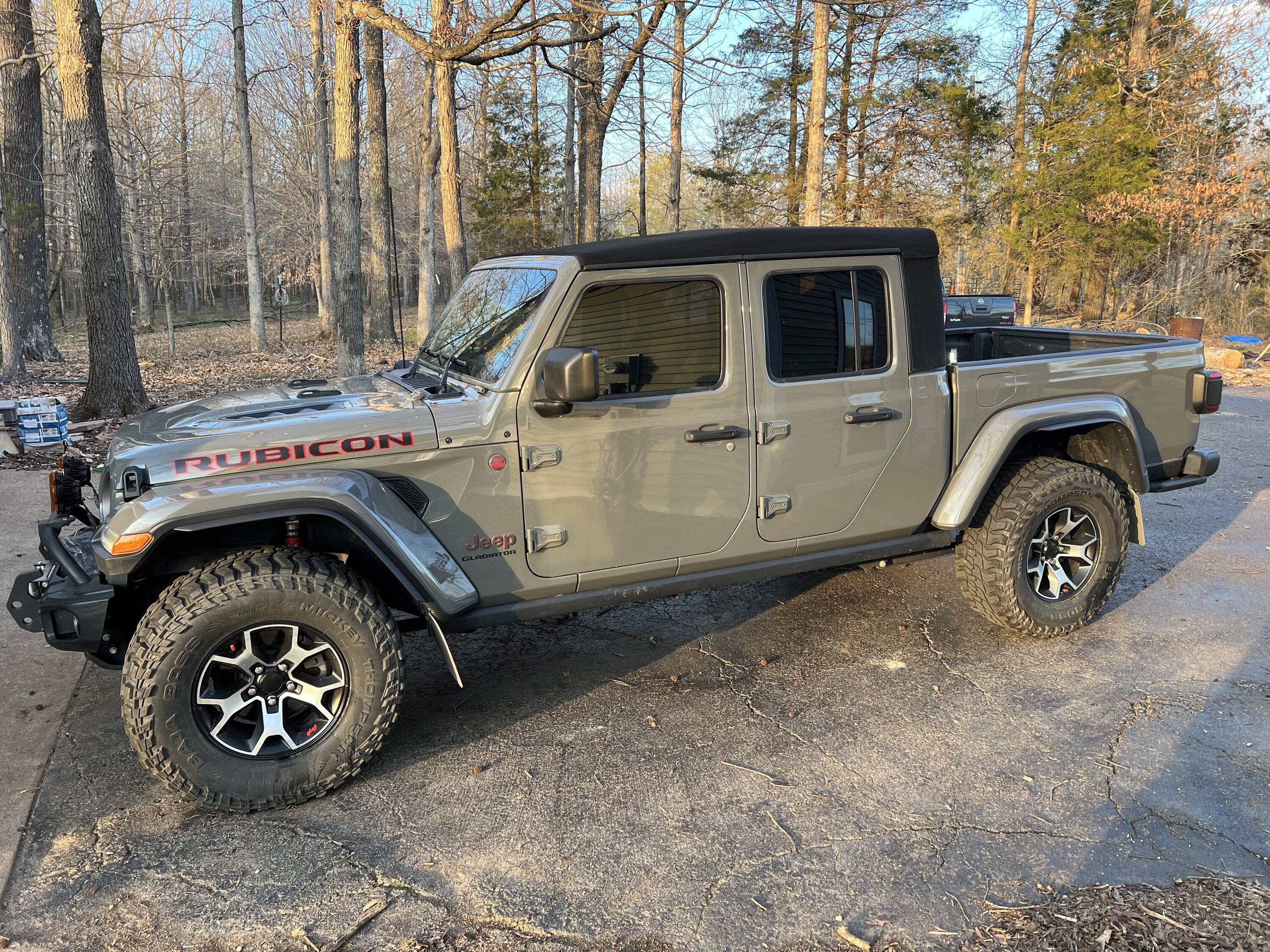 Jeep Gladiator 35” Tire Opinion 40141585-1841-4F3E-AB27-AEF85A8B7C3D