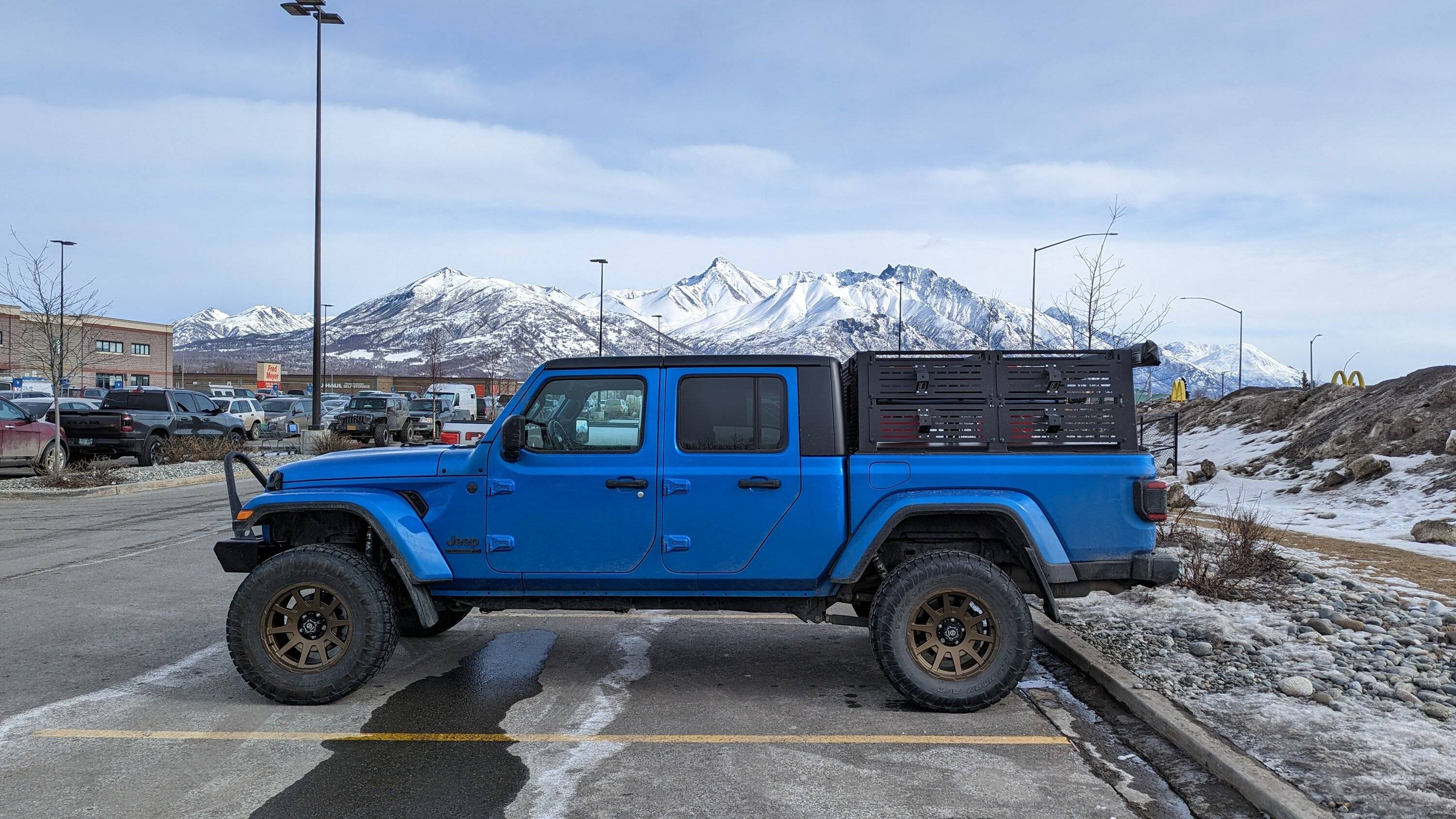Jeep Gladiator Alaska Daily Drivers: Hydro Blue 80A and Bright White JTR PXL_20230321_225348293