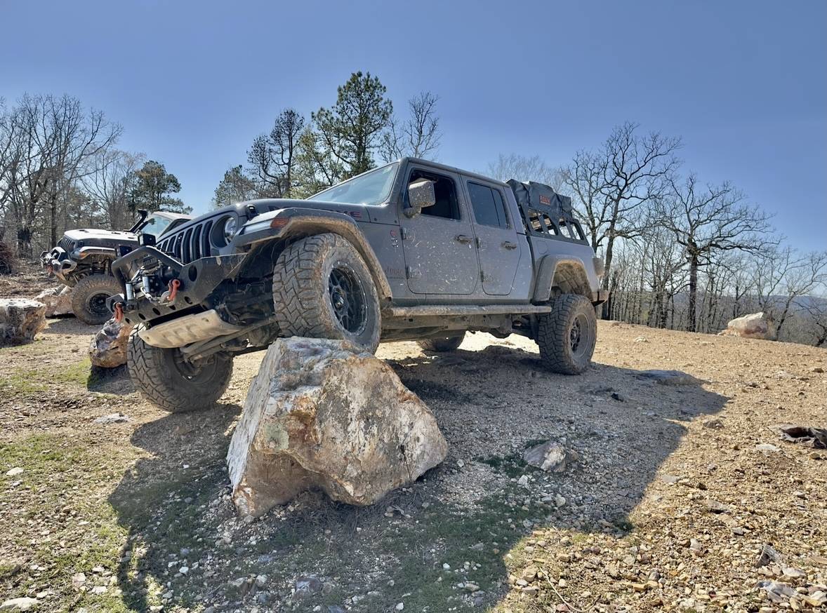 Jeep Gladiator STING GRAY Gladiator JT Club IMG_2452