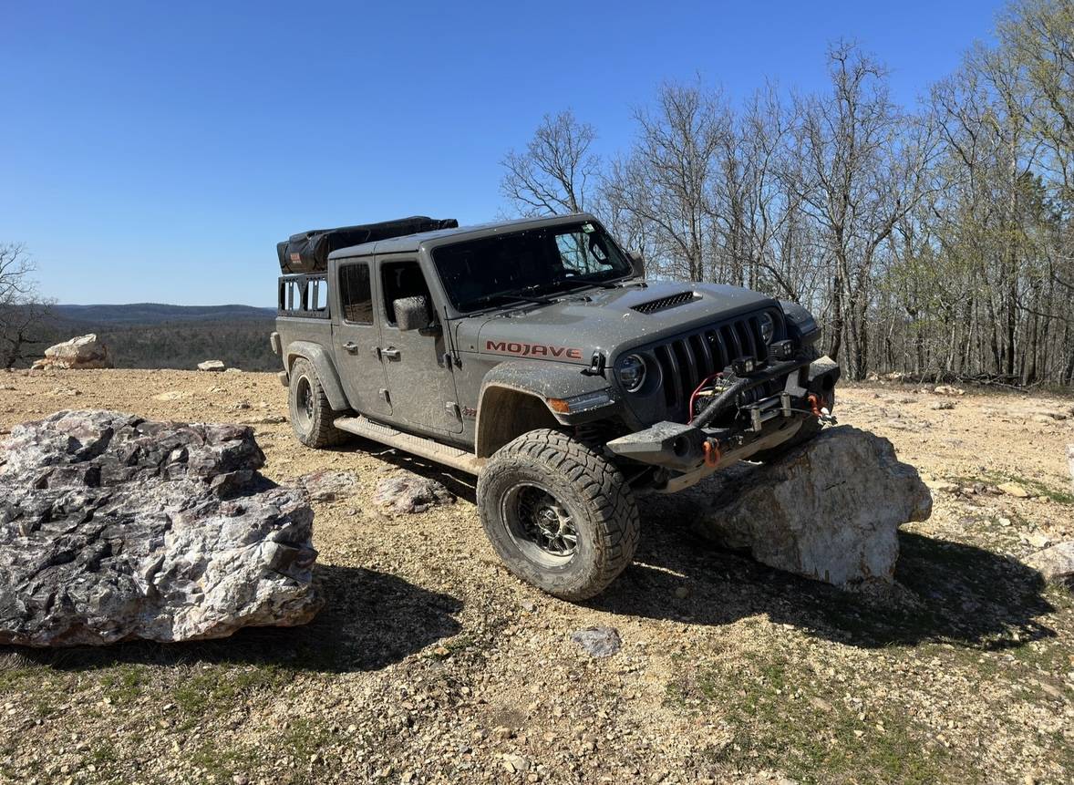 Jeep Gladiator STING GRAY Gladiator JT Club IMG_2453