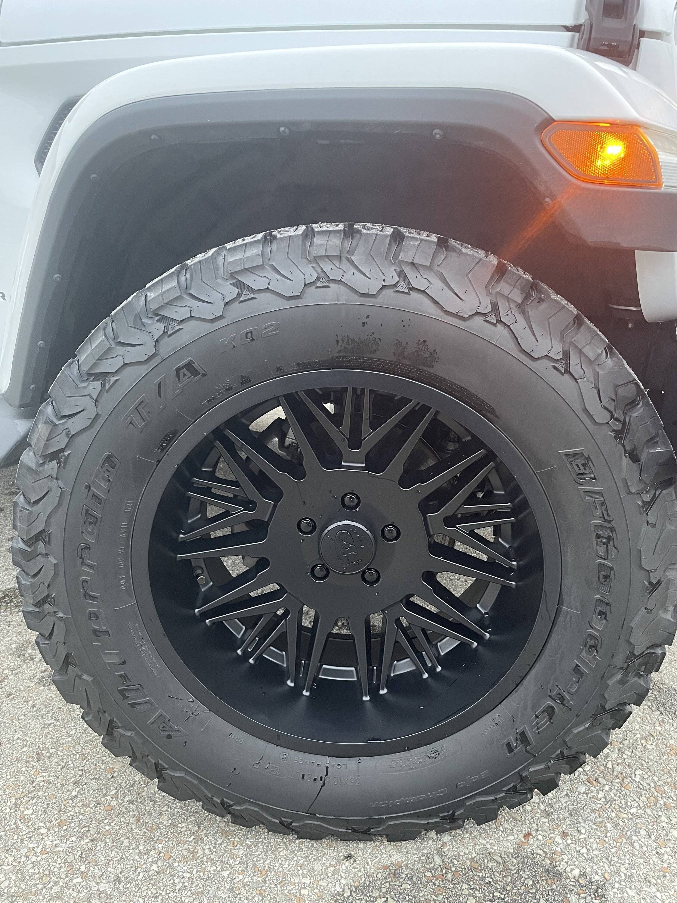Jeep Gladiator 2020 Gladiator Overland D1E788B1-0A56-46F8-8B62-97A333593246