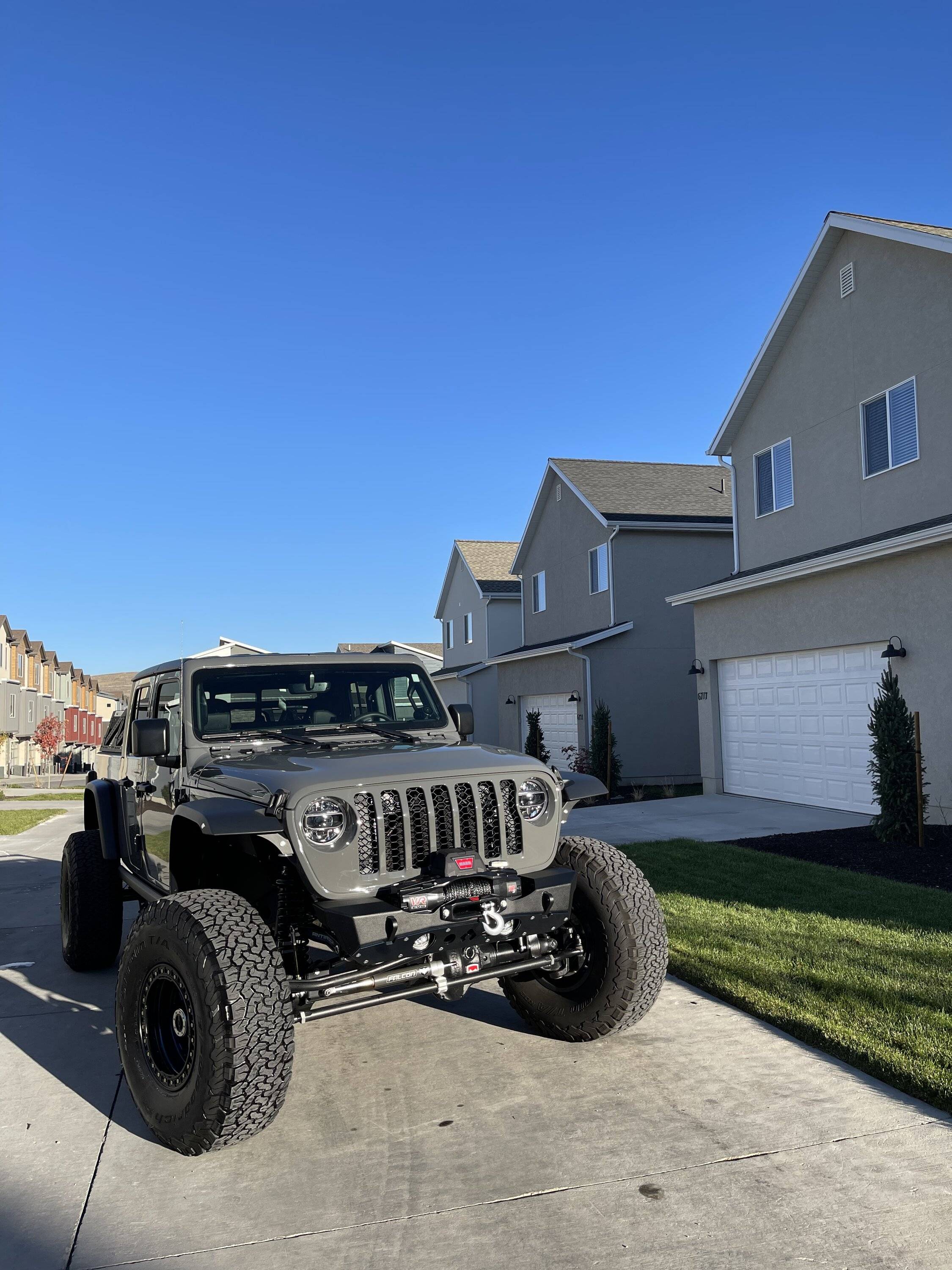 Jeep Gladiator Anyone with the BFG KO2 39x13.5r17? C72C1B3E-76DD-406B-9A56-B5BA4BB9B390