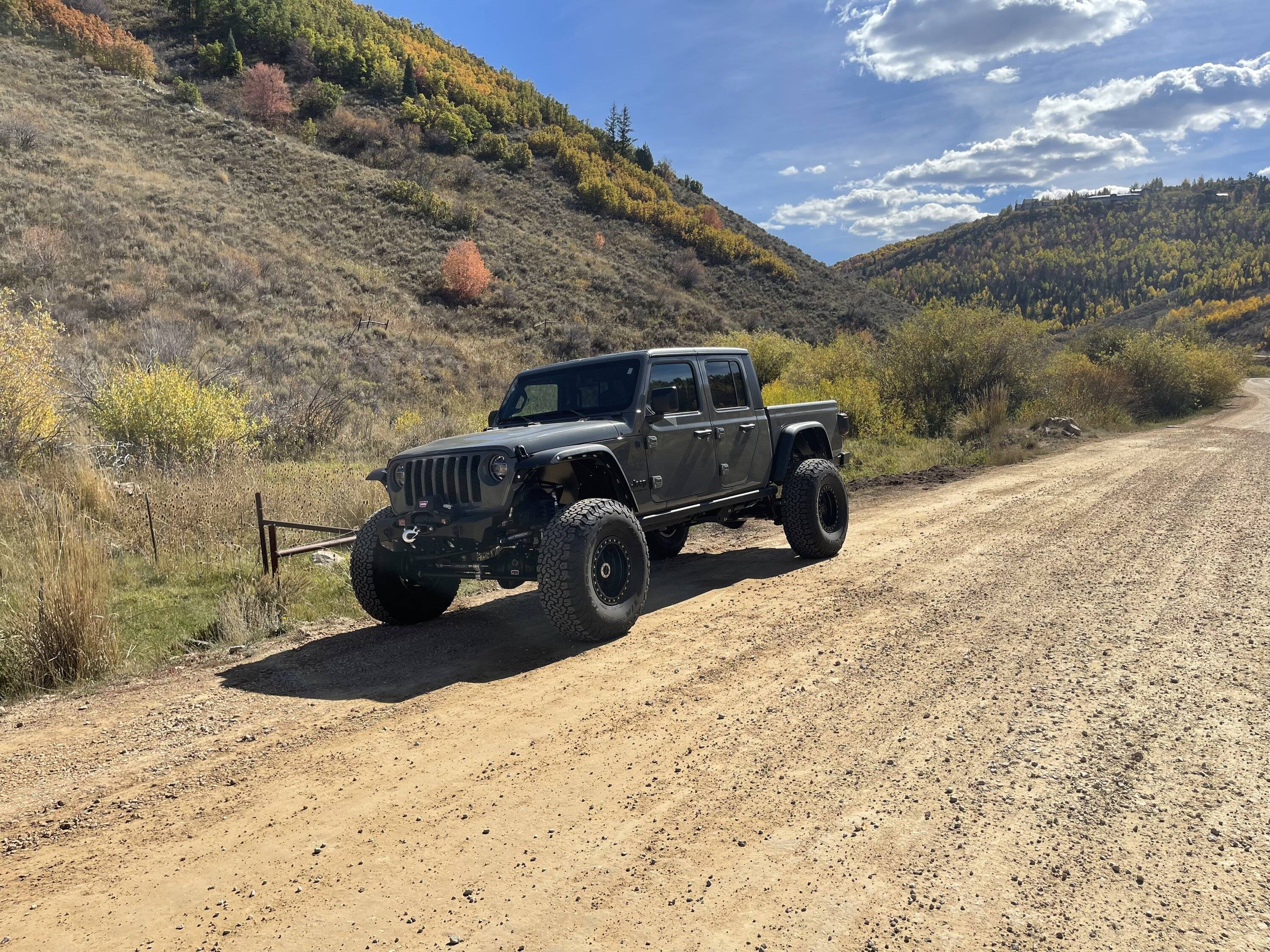 Jeep Gladiator Anyone with the BFG KO2 39x13.5r17? C4876F89-CBC2-4612-9B62-3537994E374F