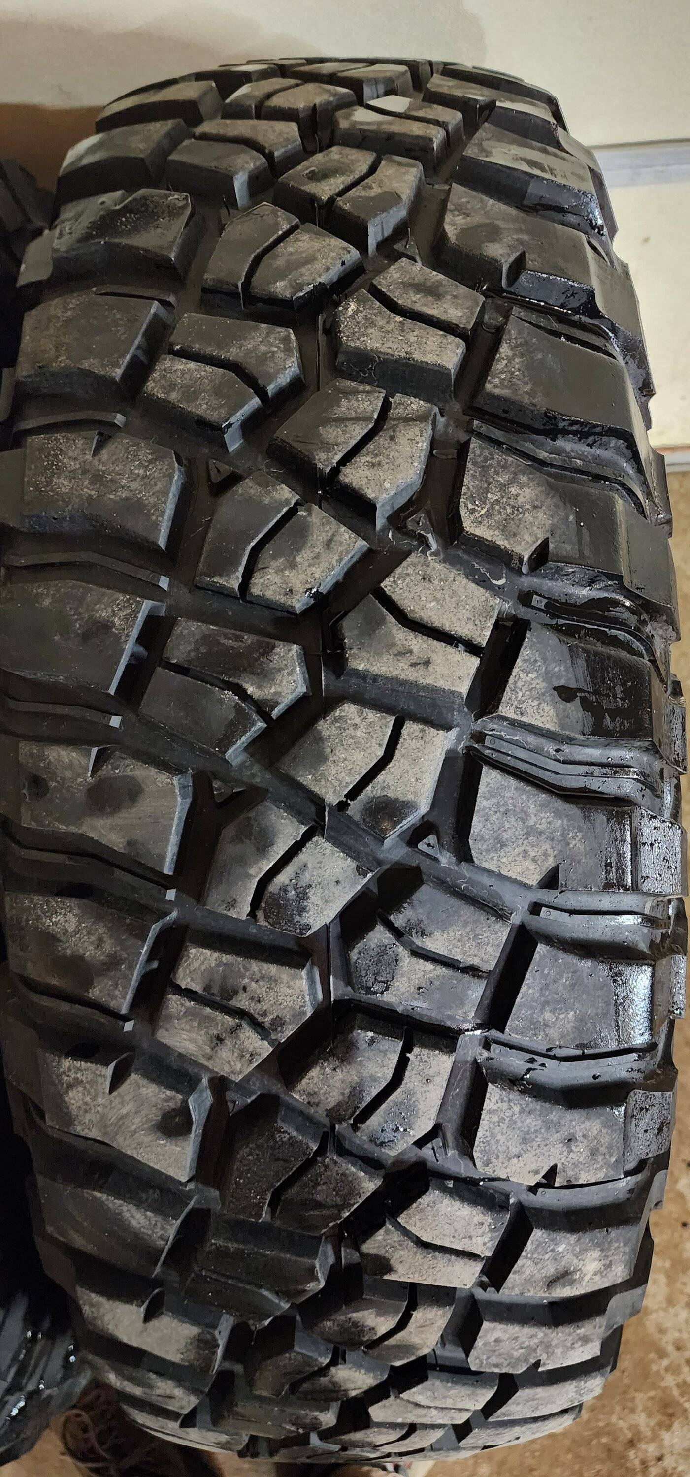 Jeep Gladiator (4) 37x12.5x17 BFGoodrich KM3 Mud Terrain T/A Tires on Factory Jeep Gladiator Rubicon Wheels With Tire Protection Certificates! 20230322_132552