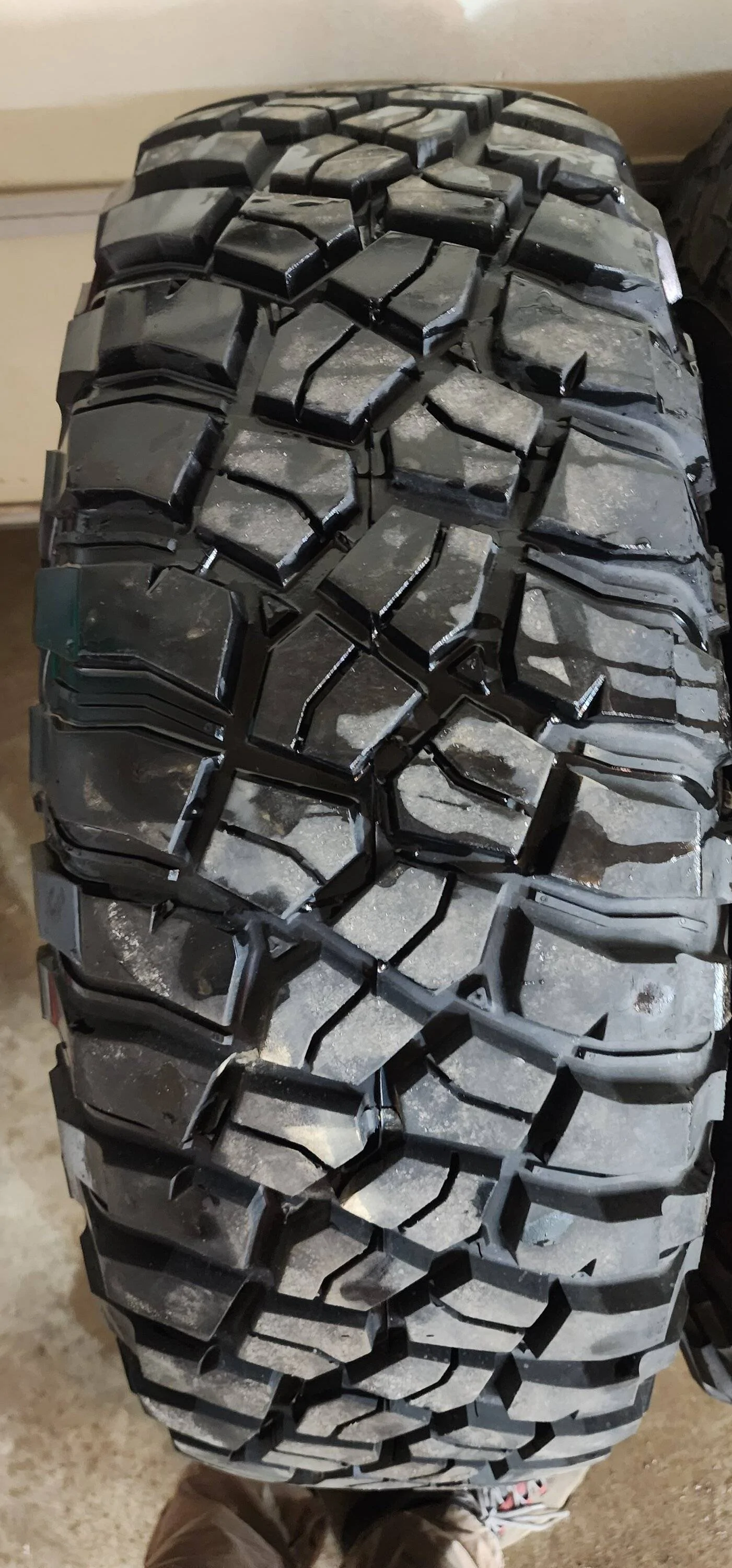Jeep Gladiator (4) 37x12.5x17 BFGoodrich KM3 Mud Terrain T/A Tires on Factory Jeep Gladiator Rubicon Wheels With Tire Protection Certificates! 20230322_132542