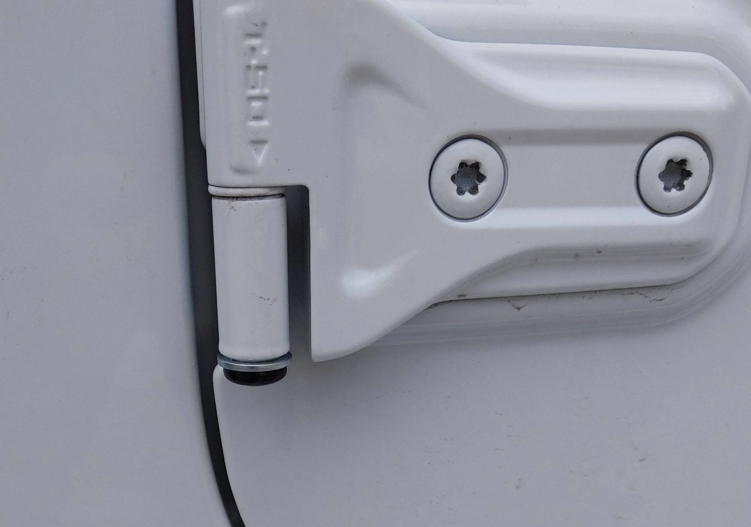 Jeep Gladiator Thoughts on Aluminum Panel (Galvanic?) Corrosion Mitigation hinge washer