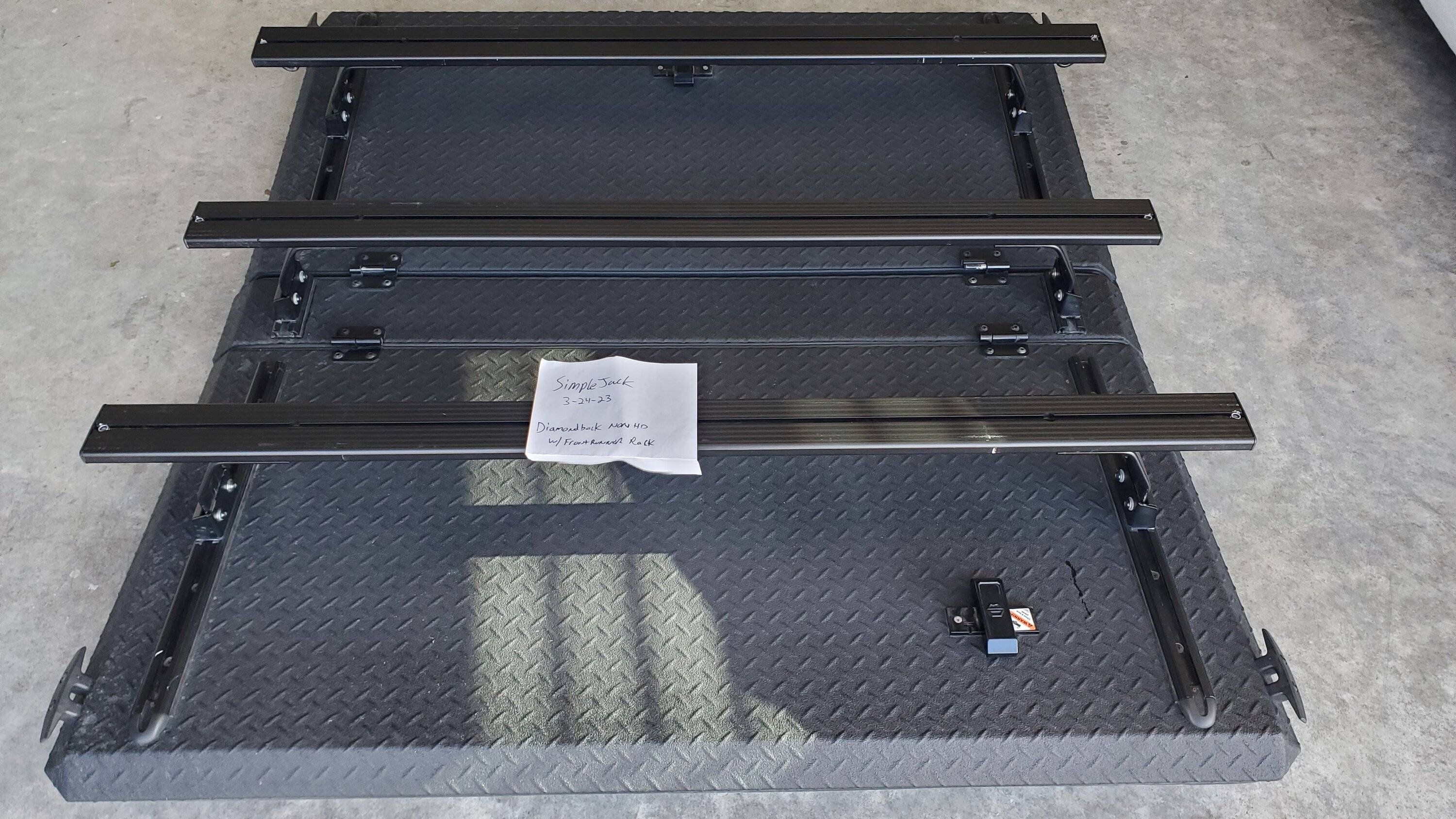 Jeep Gladiator Diamondback SE w/Front Runner Rack 20230324_174731