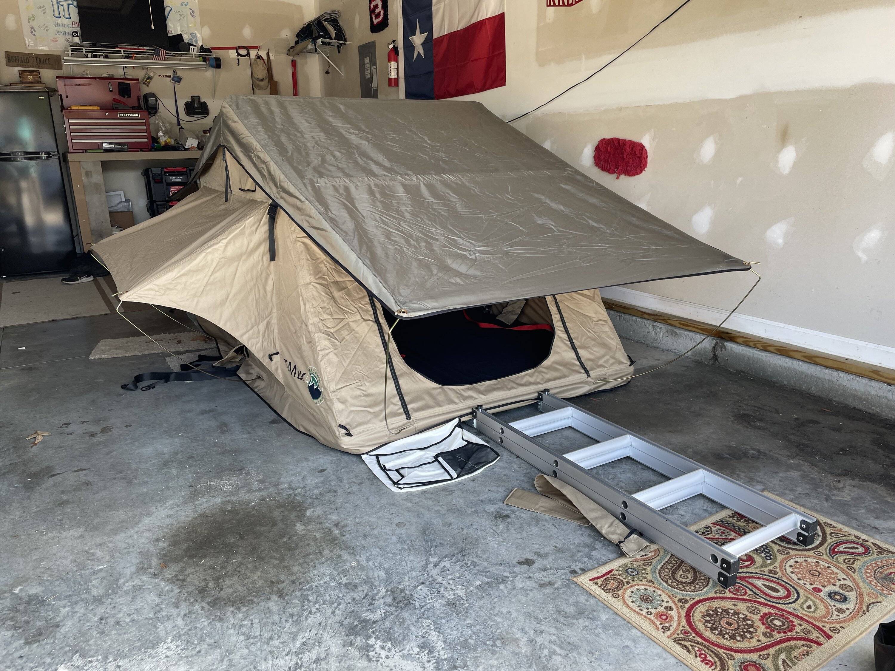 Jeep Gladiator OVS Tent for sale 3C99D341-D1A1-451D-81C9-6897BBF290D2