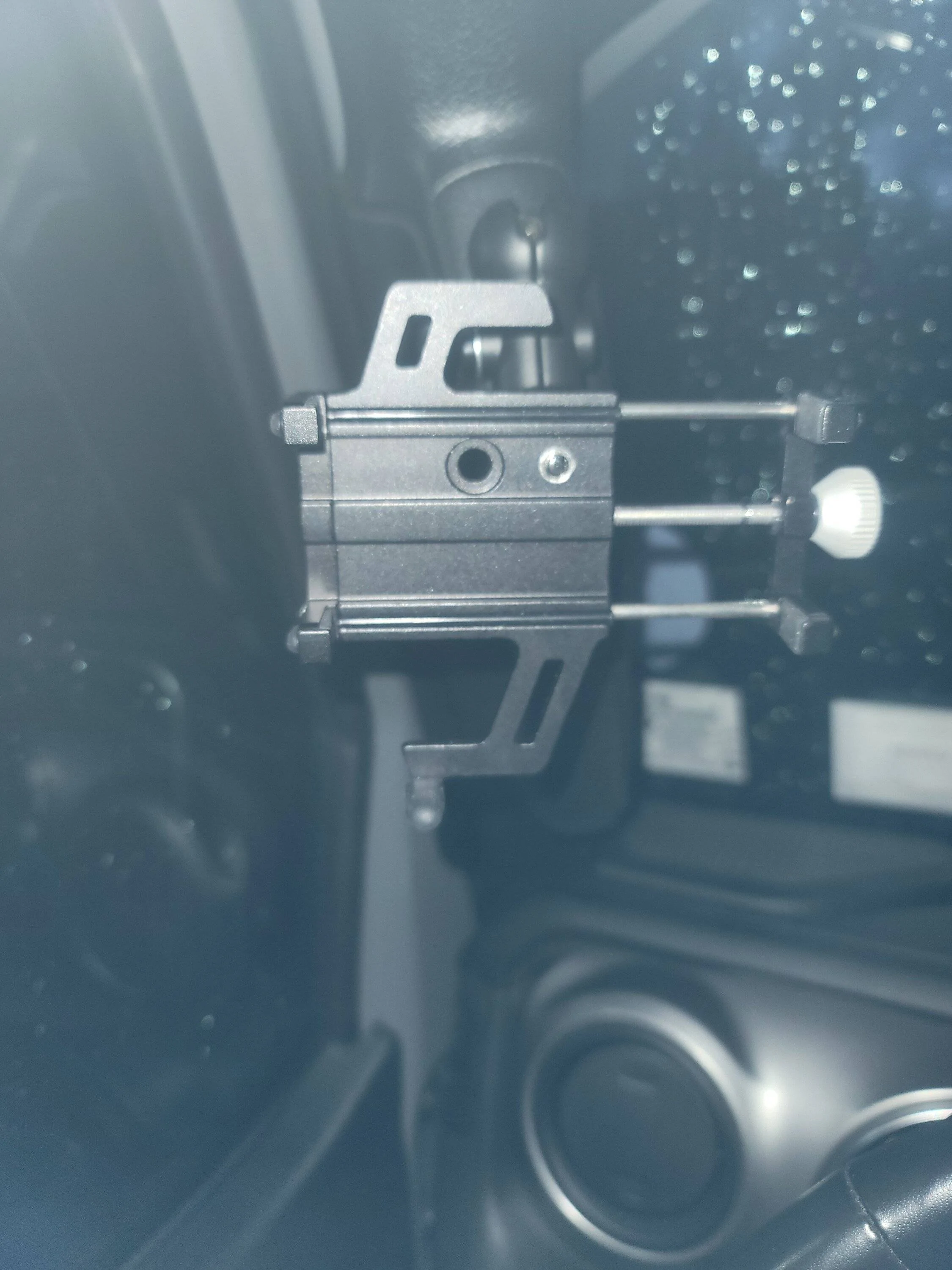 Jeep Gladiator New phone mount 20230325_194124