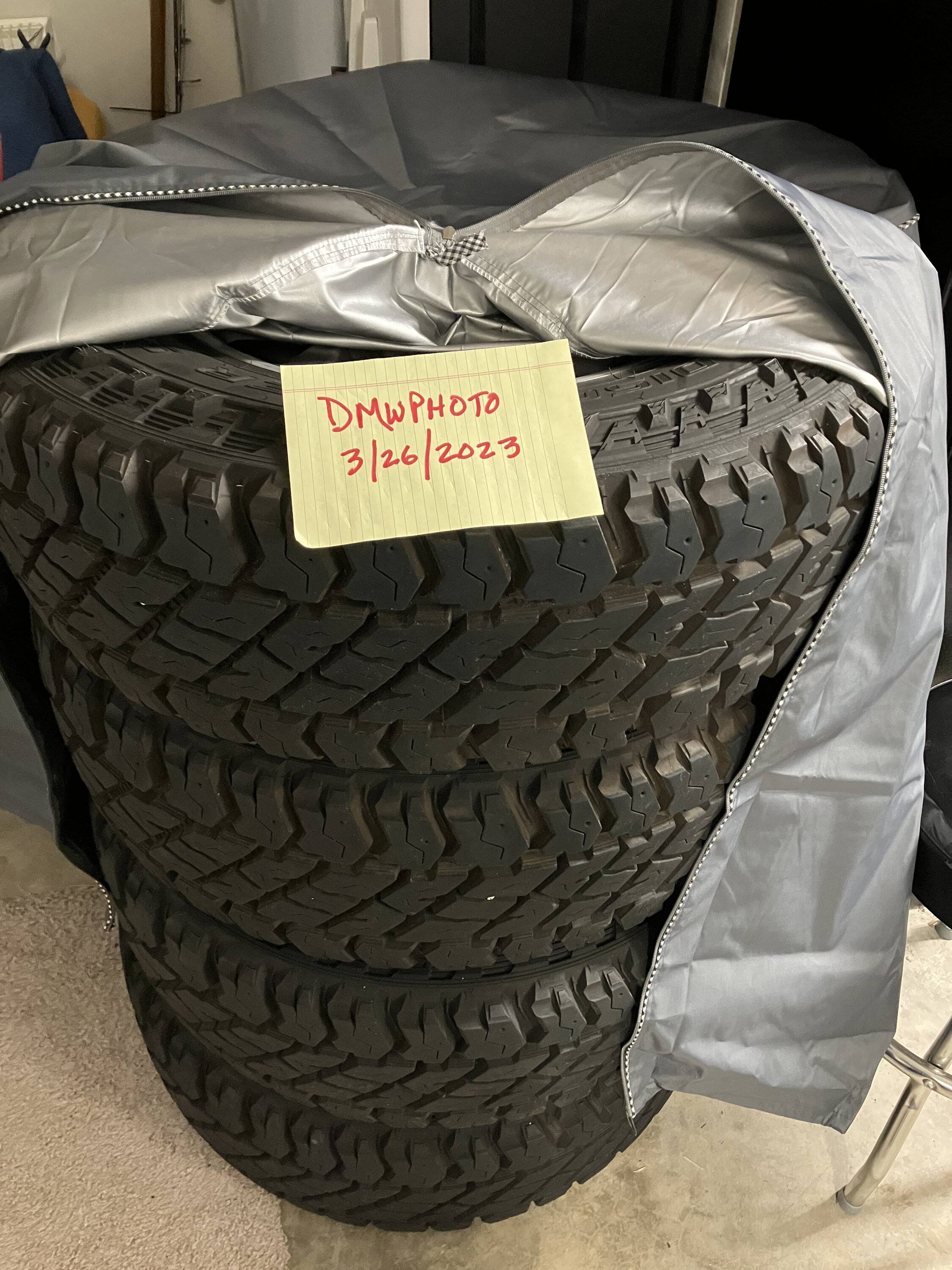 Jeep Gladiator Overland wheels with 33" Cooper tires and TPMS IMG_3967