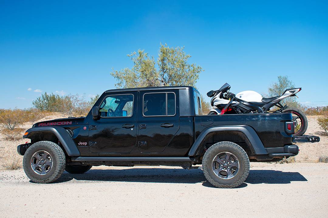 Jeep Gladiator BLACK Gladiator JT Club JEEP