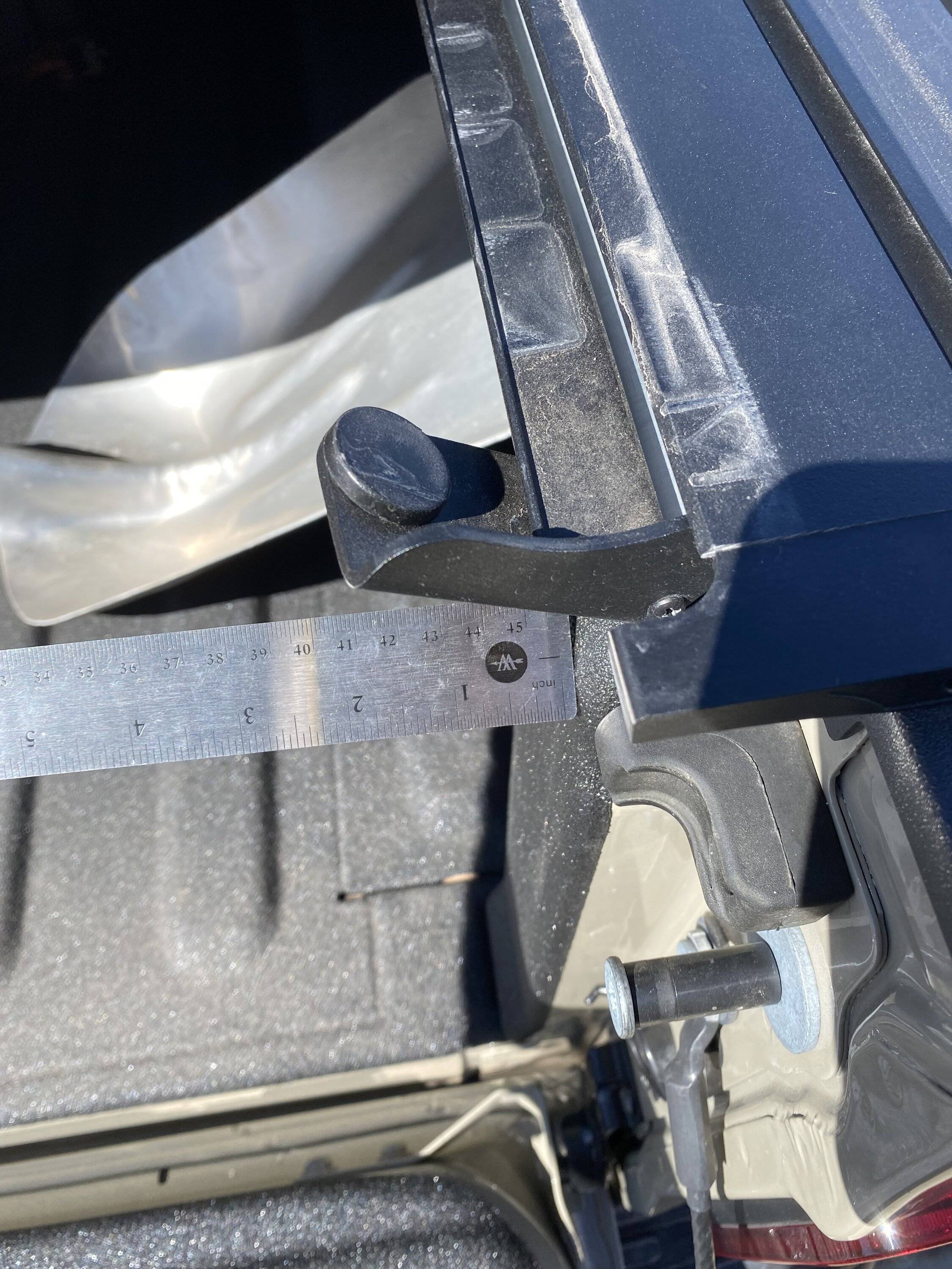 Jeep Gladiator Secure Rolling Tonneau BAK Revolver X4S vs TruXedo Sentry CT IMG-2096