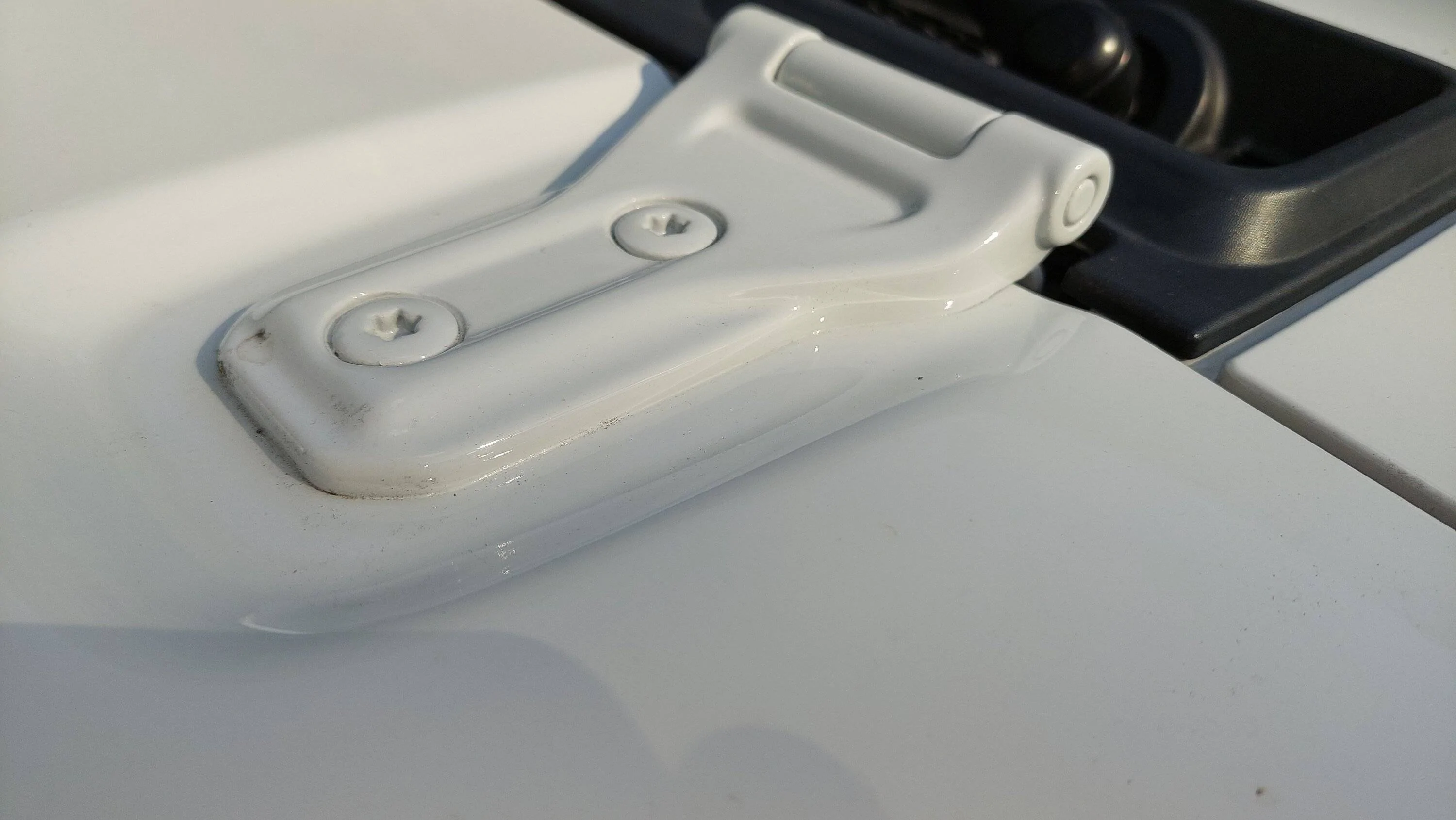 Jeep Gladiator 2020 Rubicon - Paint Bubbling on Hood! 20230326_164725