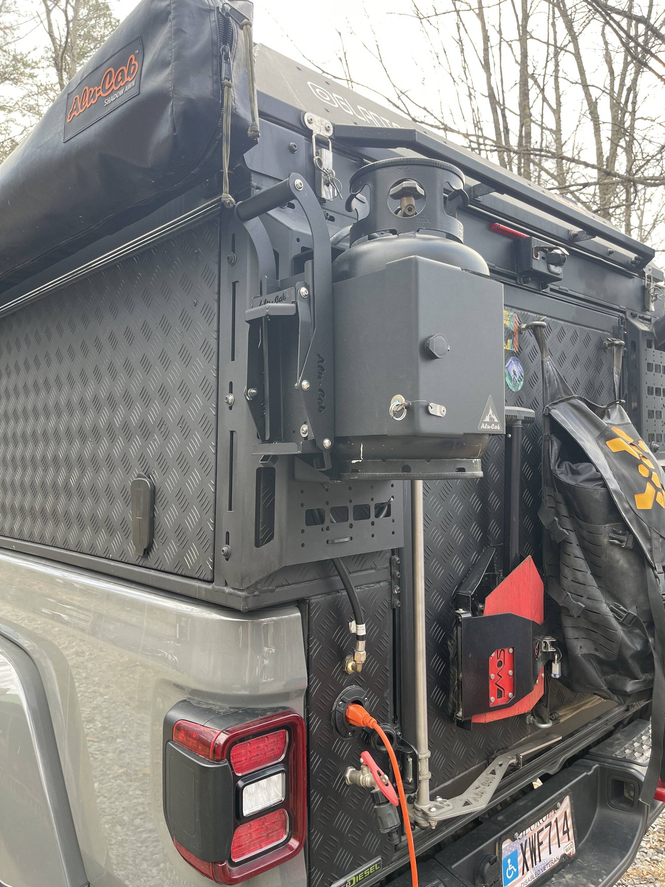 Jeep Gladiator Alu-Cab Canopy Camper image