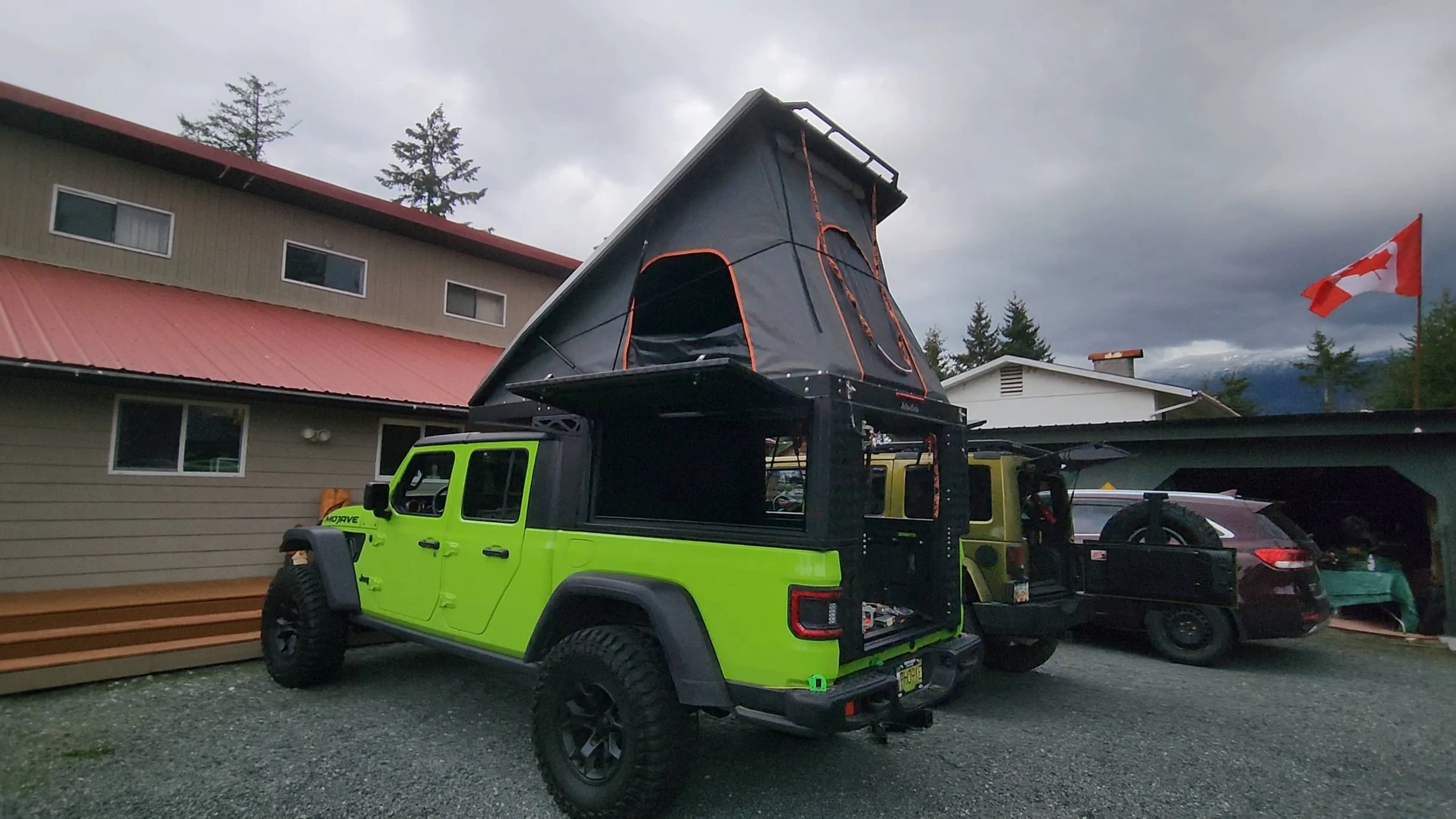 Jeep Gladiator Alu-Cab Canopy Camper VideoCapture_20230326-222420