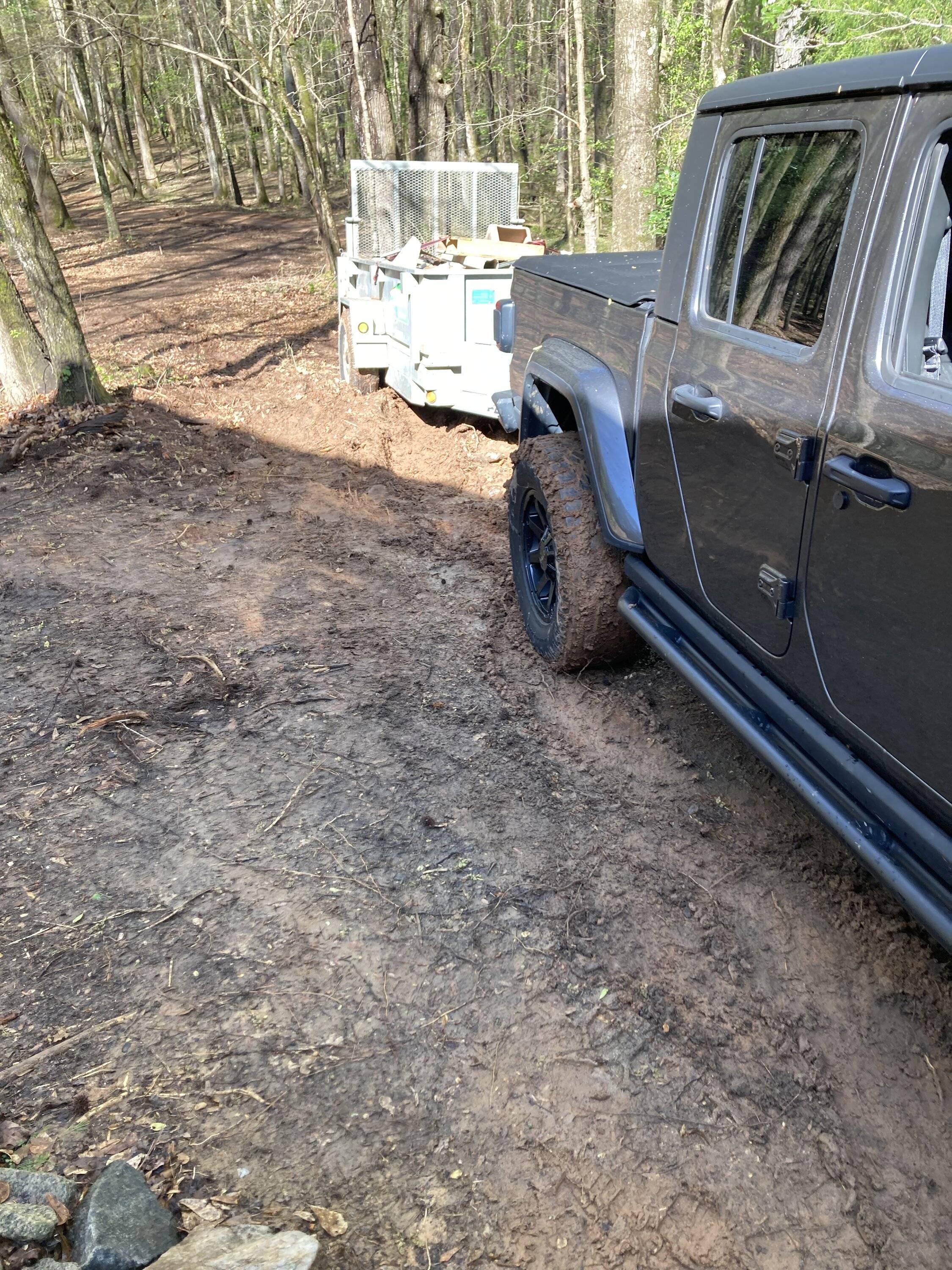 Jeep Gladiator The Overcon 6899E51E-EAA6-4B3F-8A20-1F507D4F4929