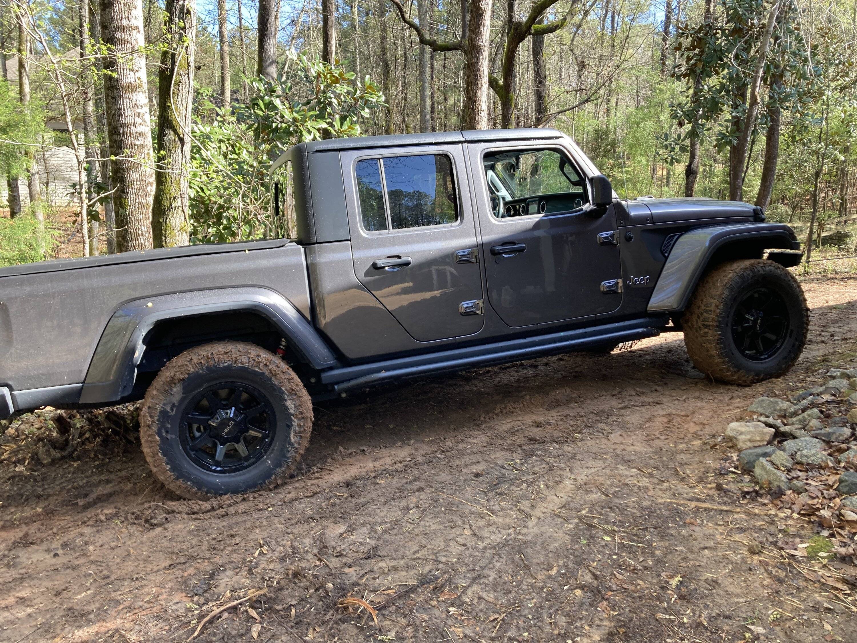 Jeep Gladiator The Overcon 78BA4BB0-EE63-4590-BC56-FB37126E7C11