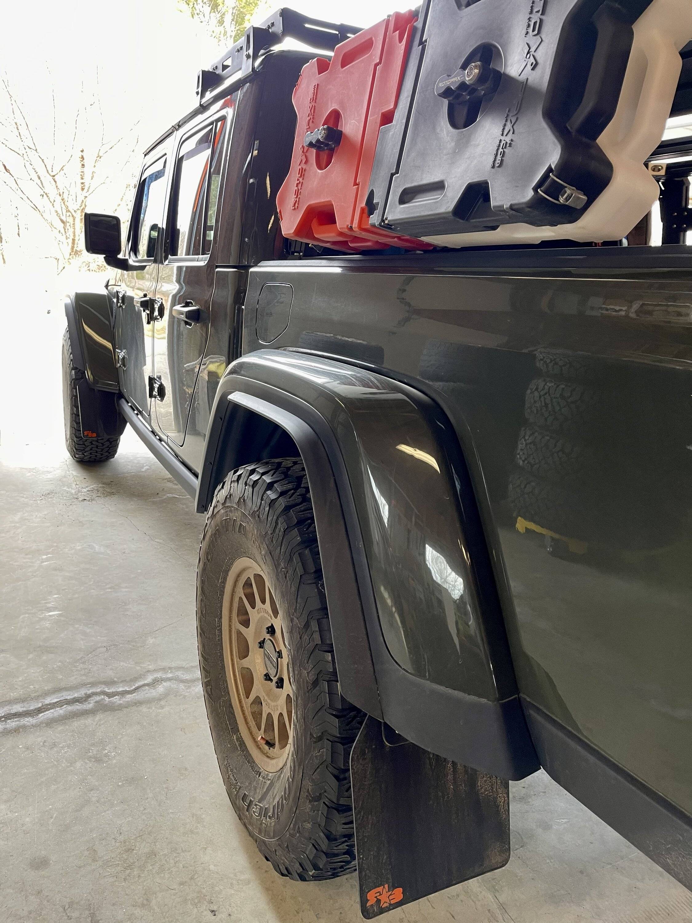 Jeep Gladiator Xtreme Recon Fender Extension Instsalled 4072A8A2-5821-4DB5-8588-E459F6FE5024
